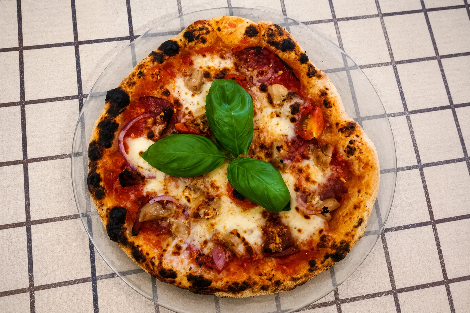 nápolyi kovászos pizza