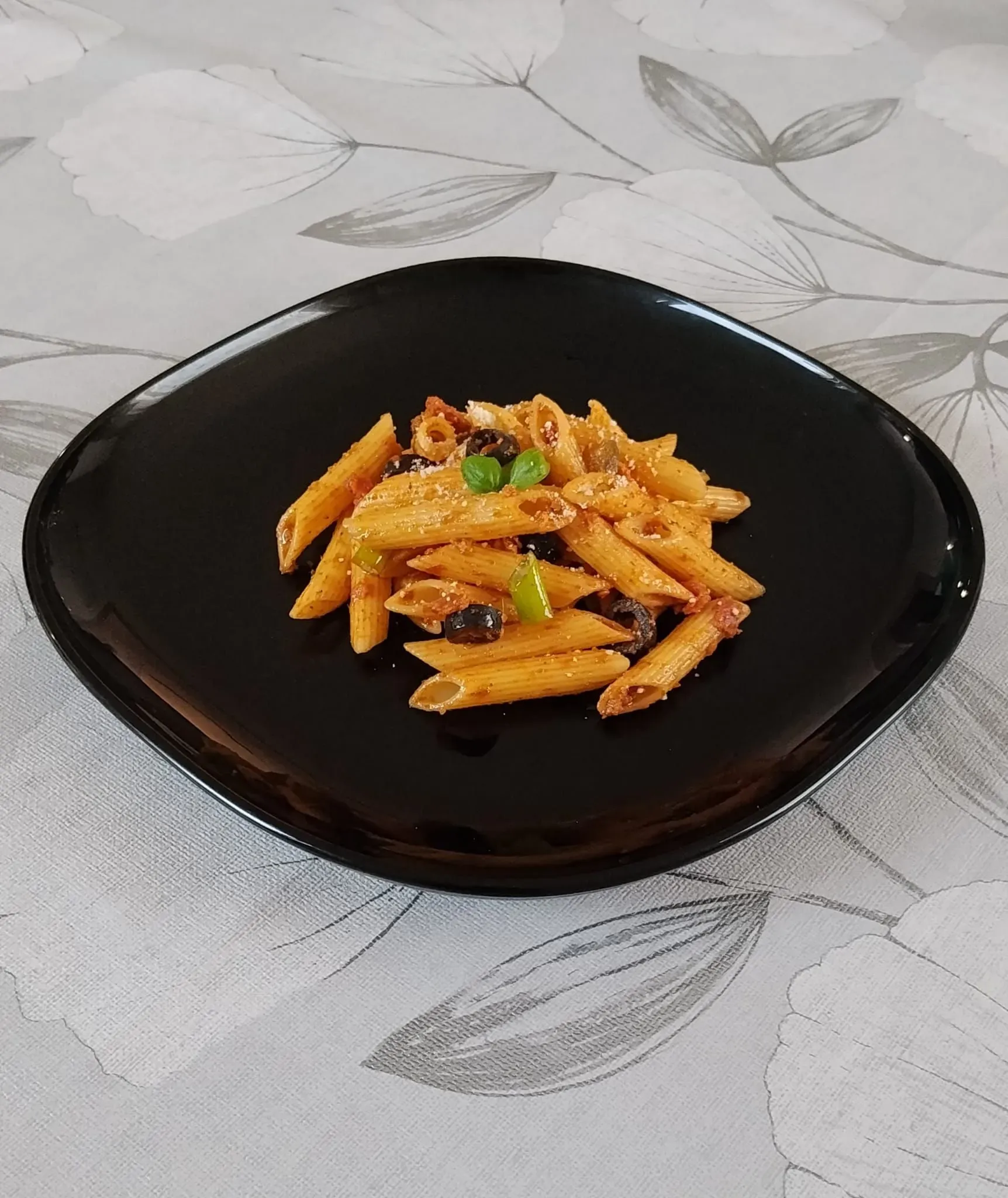 nyári piros pesztós penne