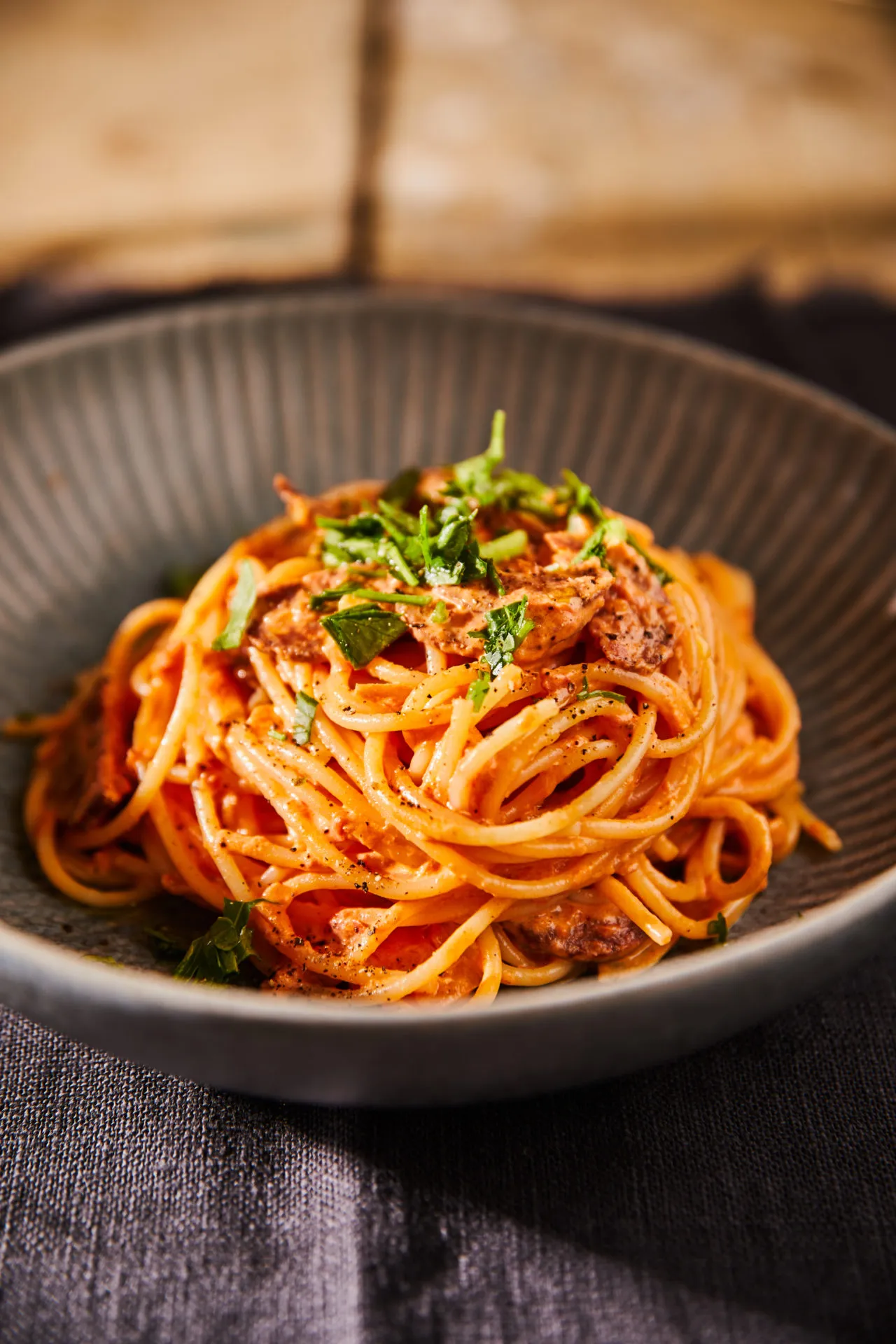 Paradicsomos-tejszínes-kolbászos spagetti