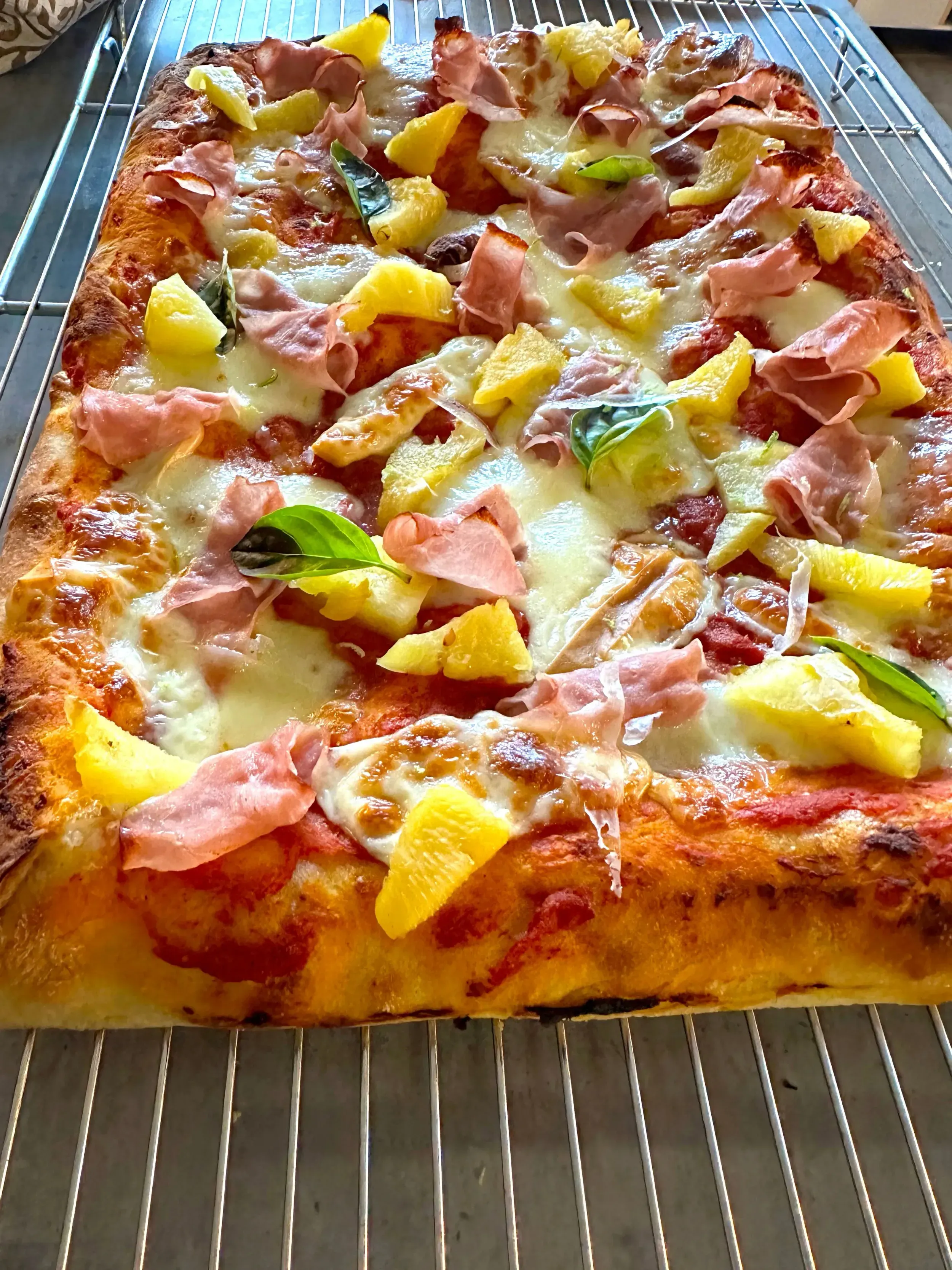 római tepsis hawaii pizza