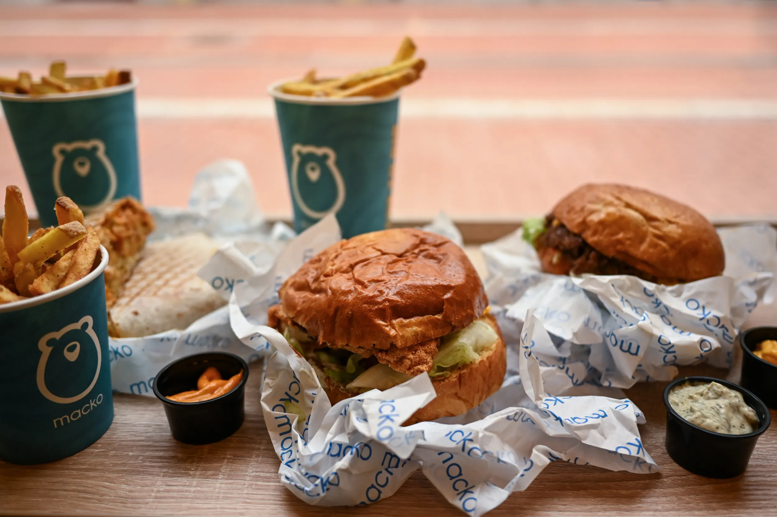 Szeged-macko-burger-frech-tacos-15