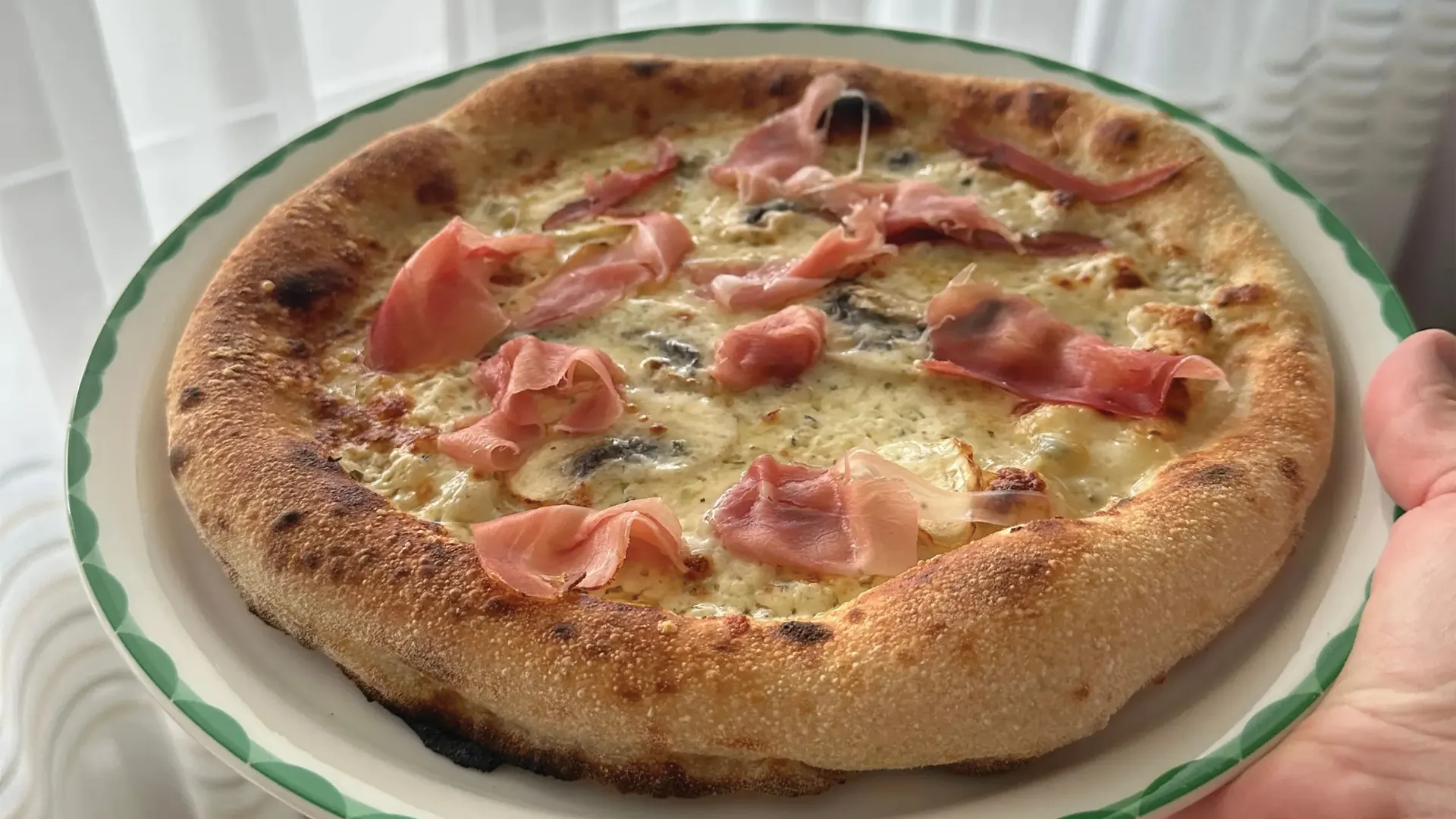 bajor búzasörös pizza