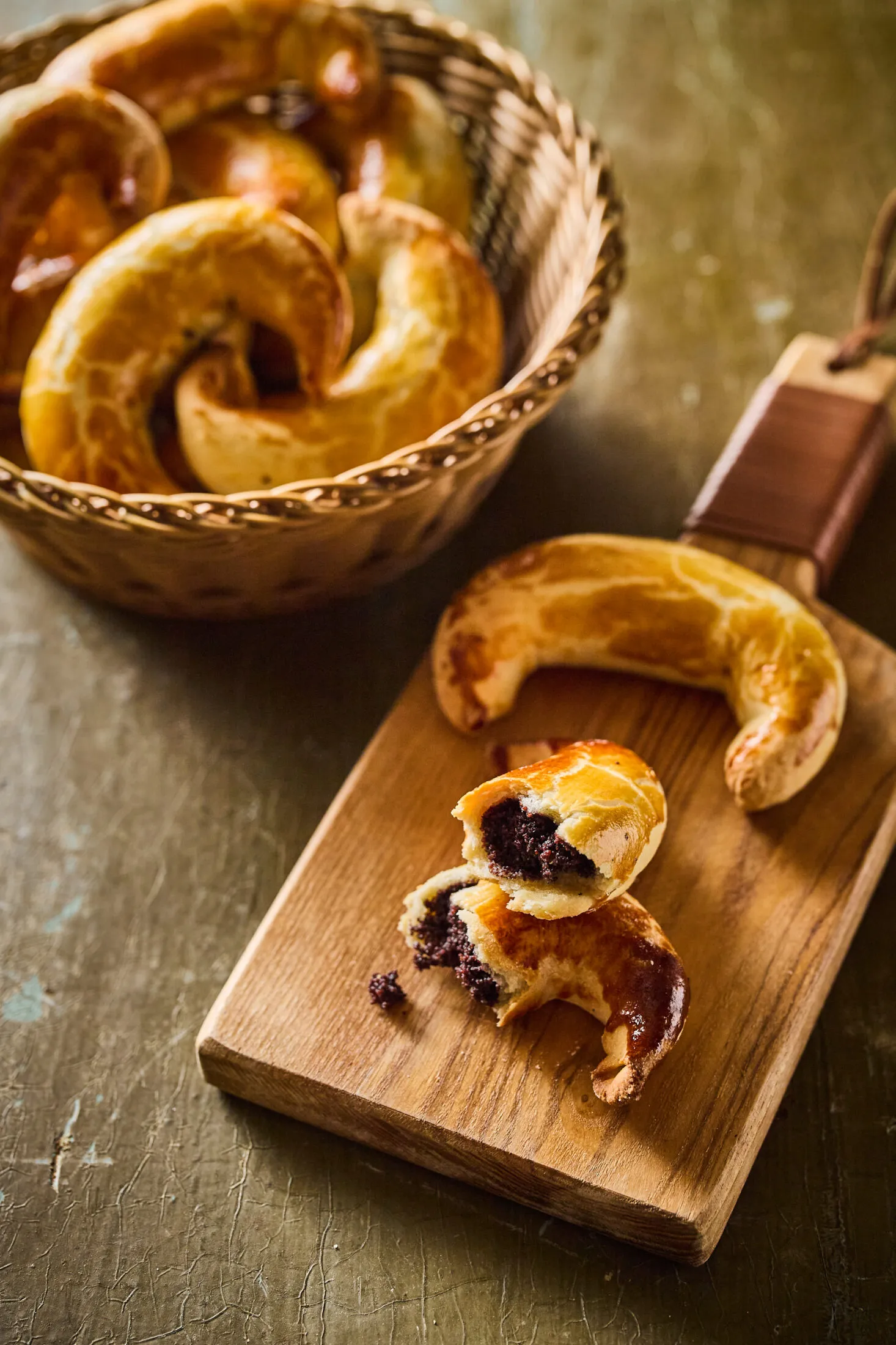 Békebeli pozsonyi kifli mákos töltelékkel