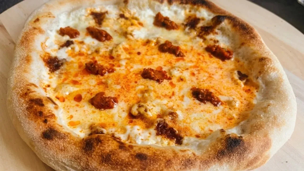 bianca nápolyi pizza hamis ndujával