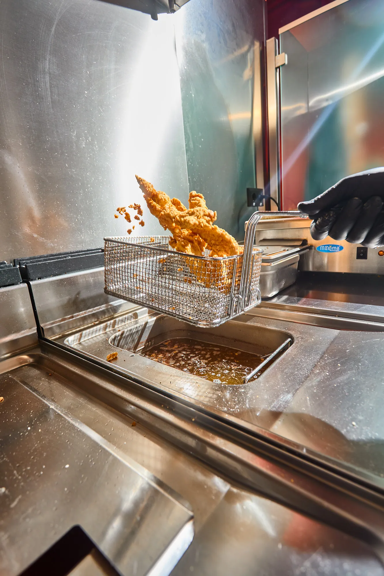 Sül a csirkecsík a Blaha Chicken Tendersben