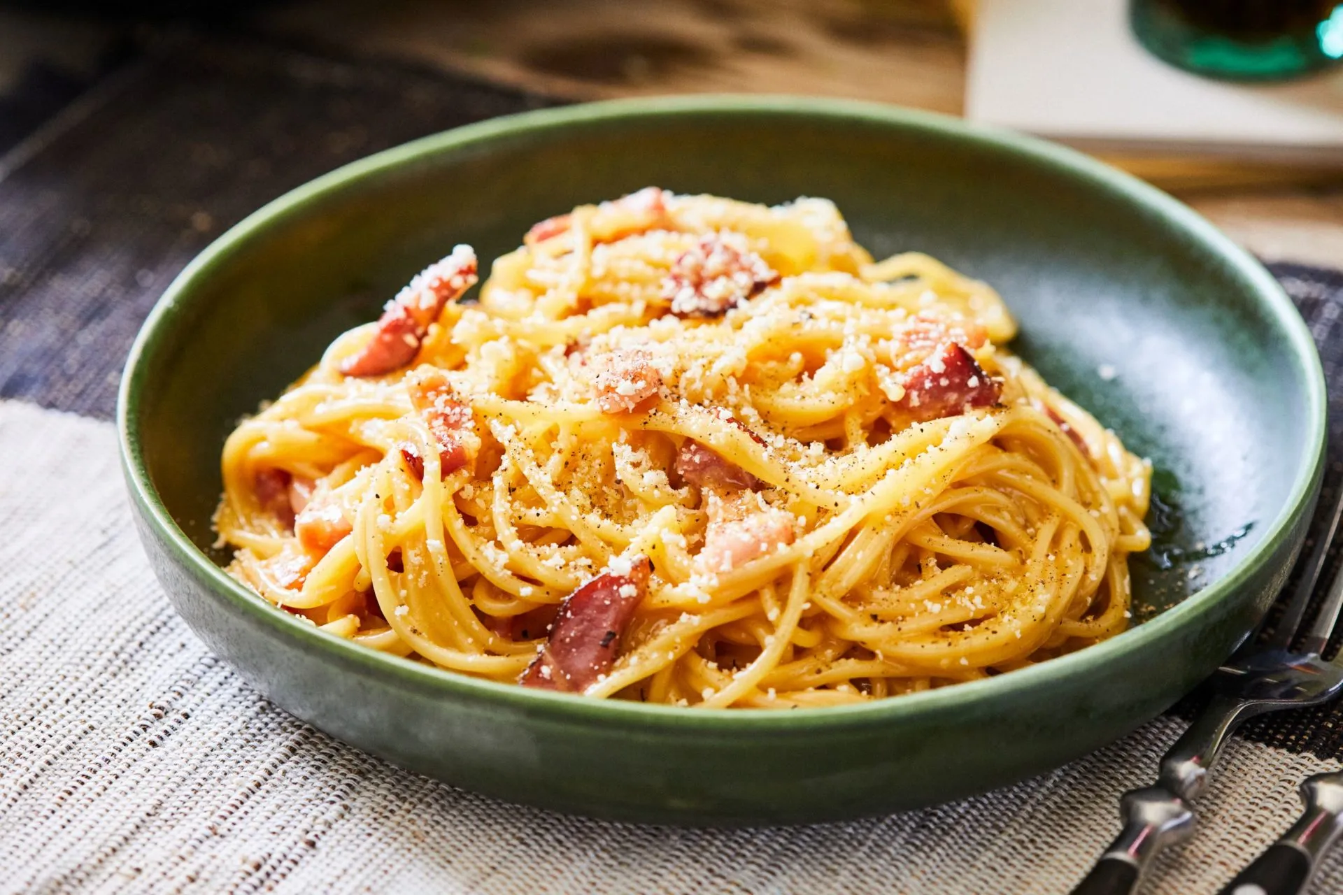 carbonara recept, carbonara szalonna, eredeti carbonara, legfinomabb carbonara recept