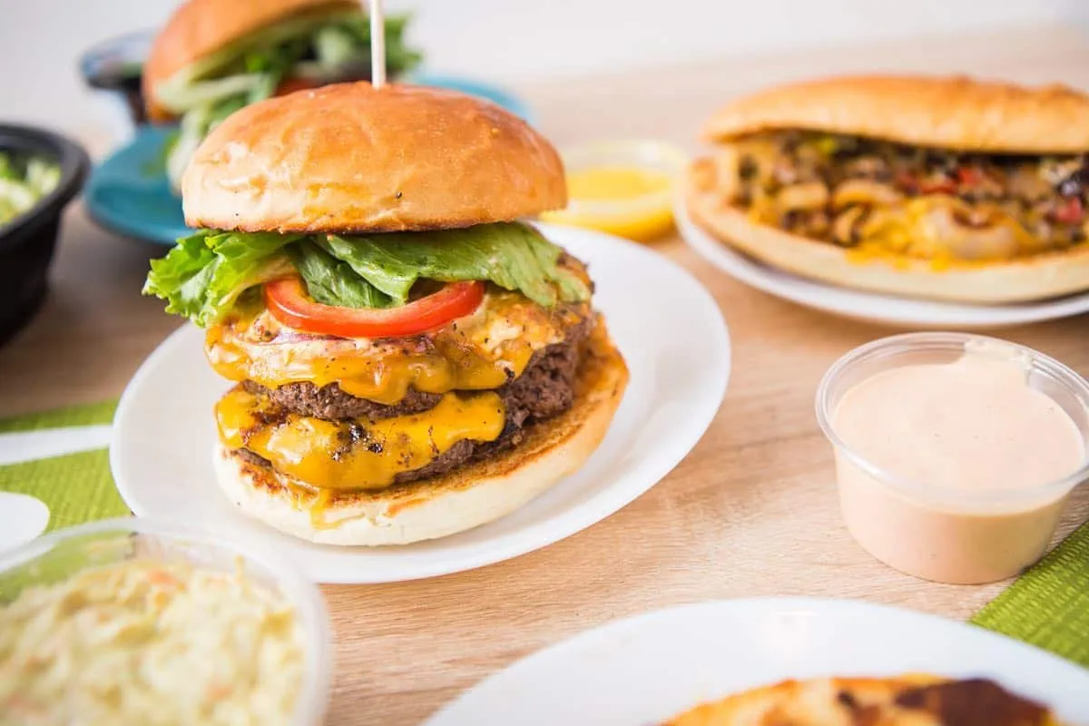 catch-burger-facebook-2