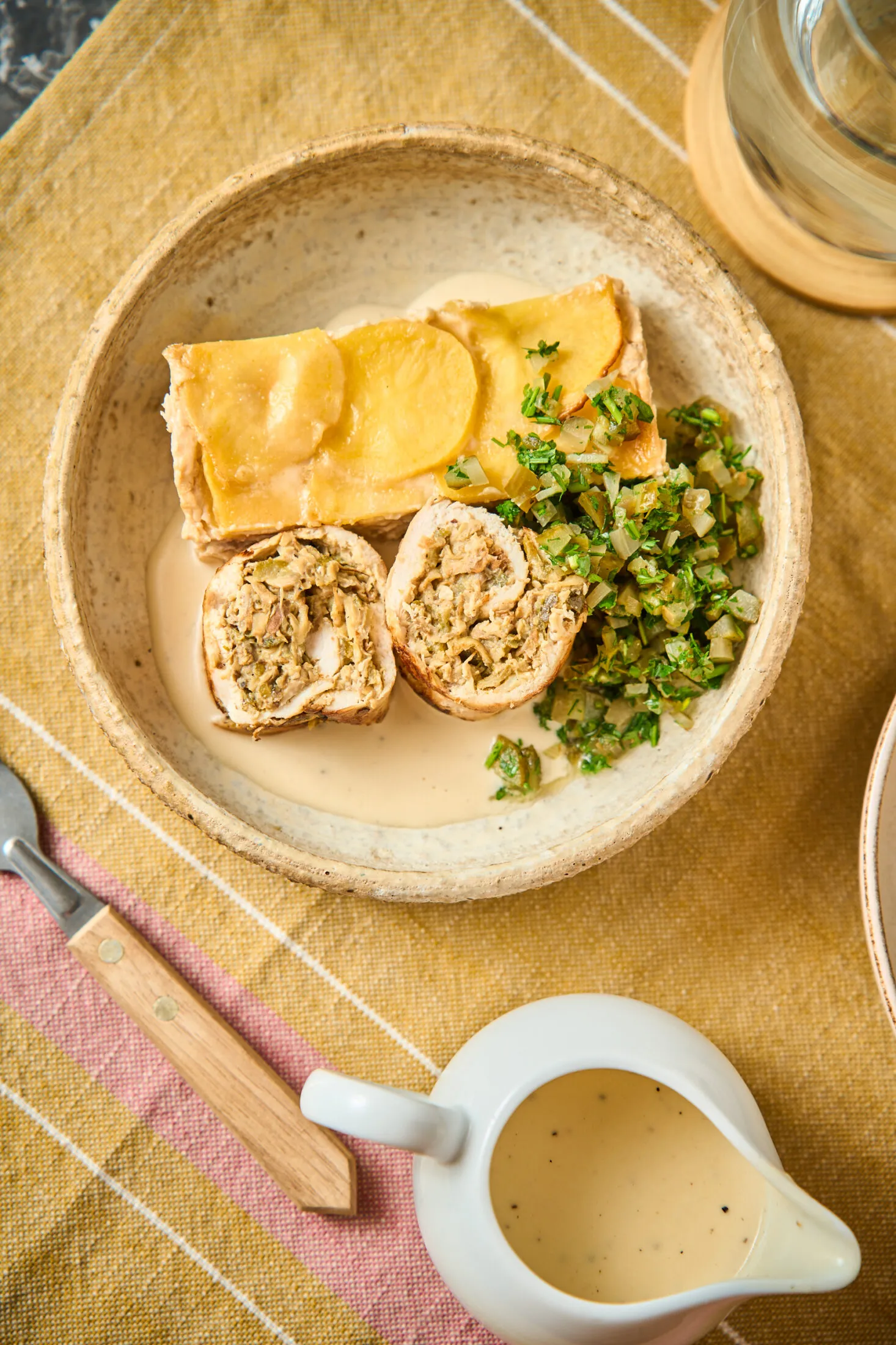 csemegeuborkás csirkerolád gombás gratin burgonyával