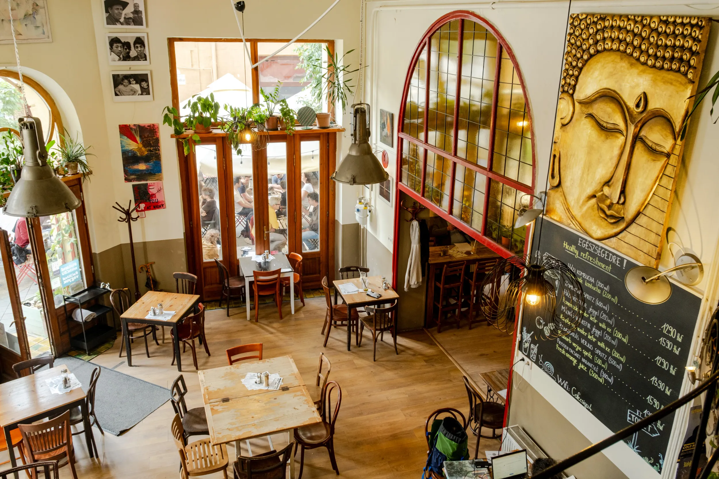 csiga_cafe_bandi_big_4