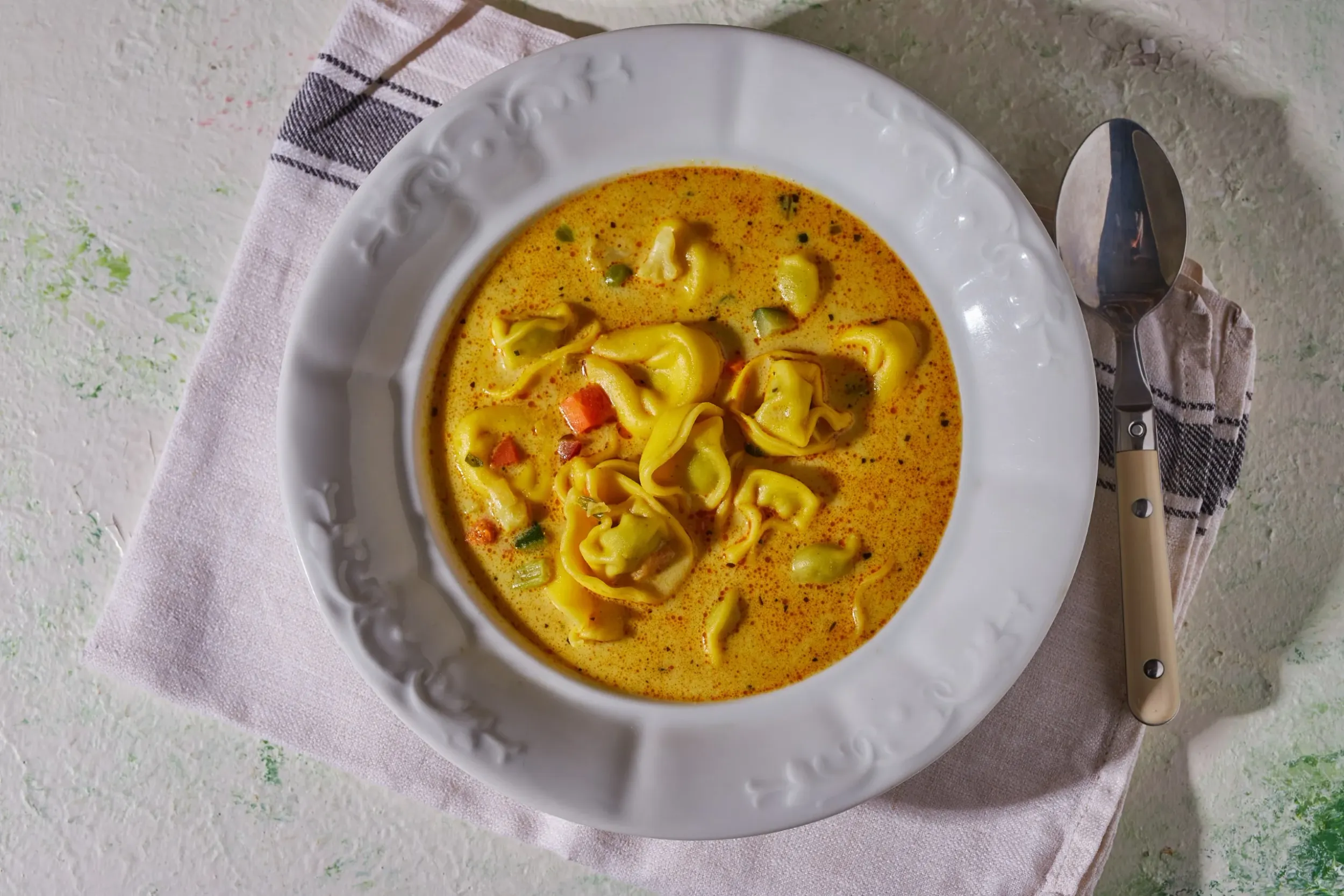 Currys tortellonileves