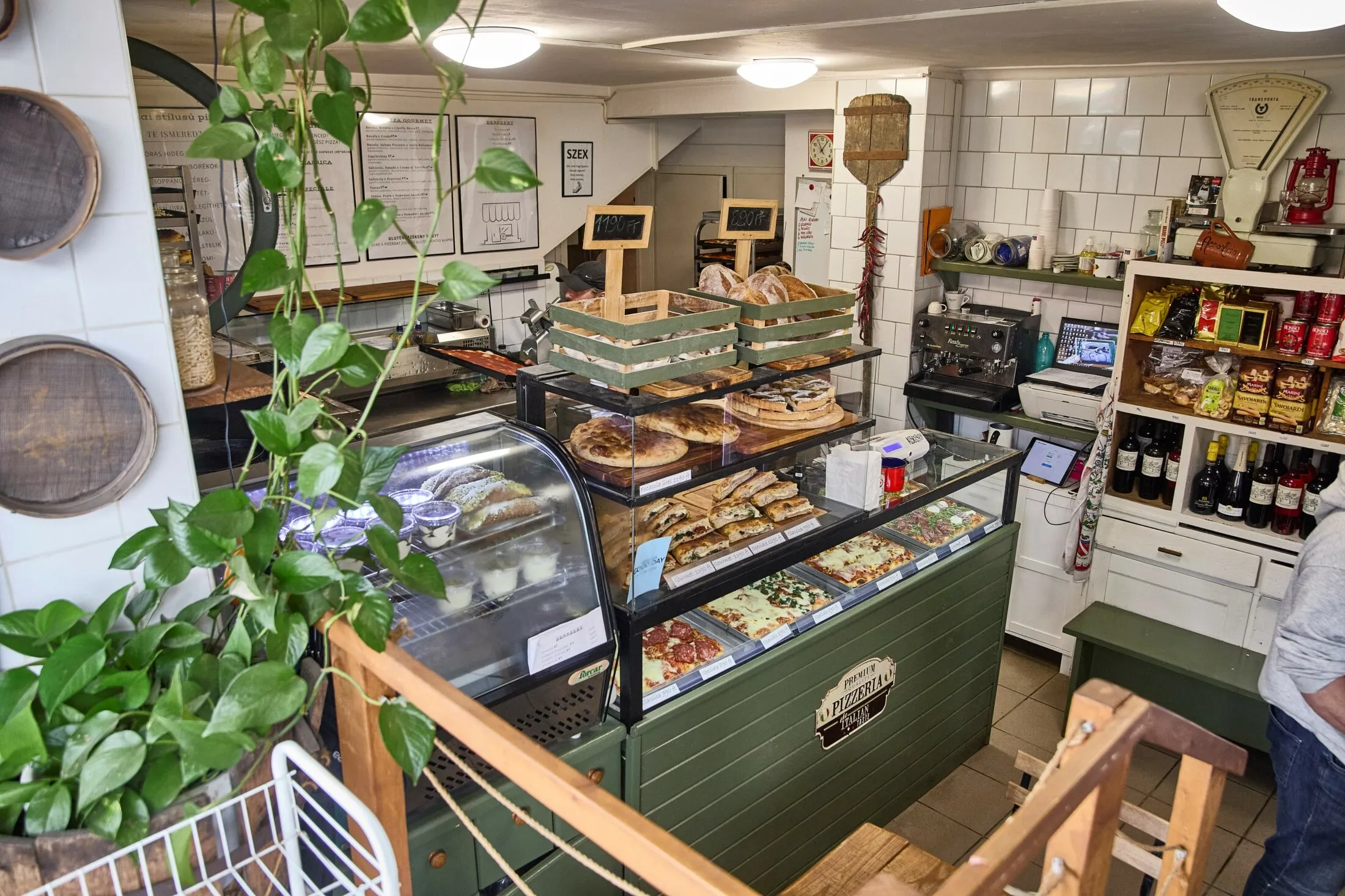 Dal Michele pizzeria
