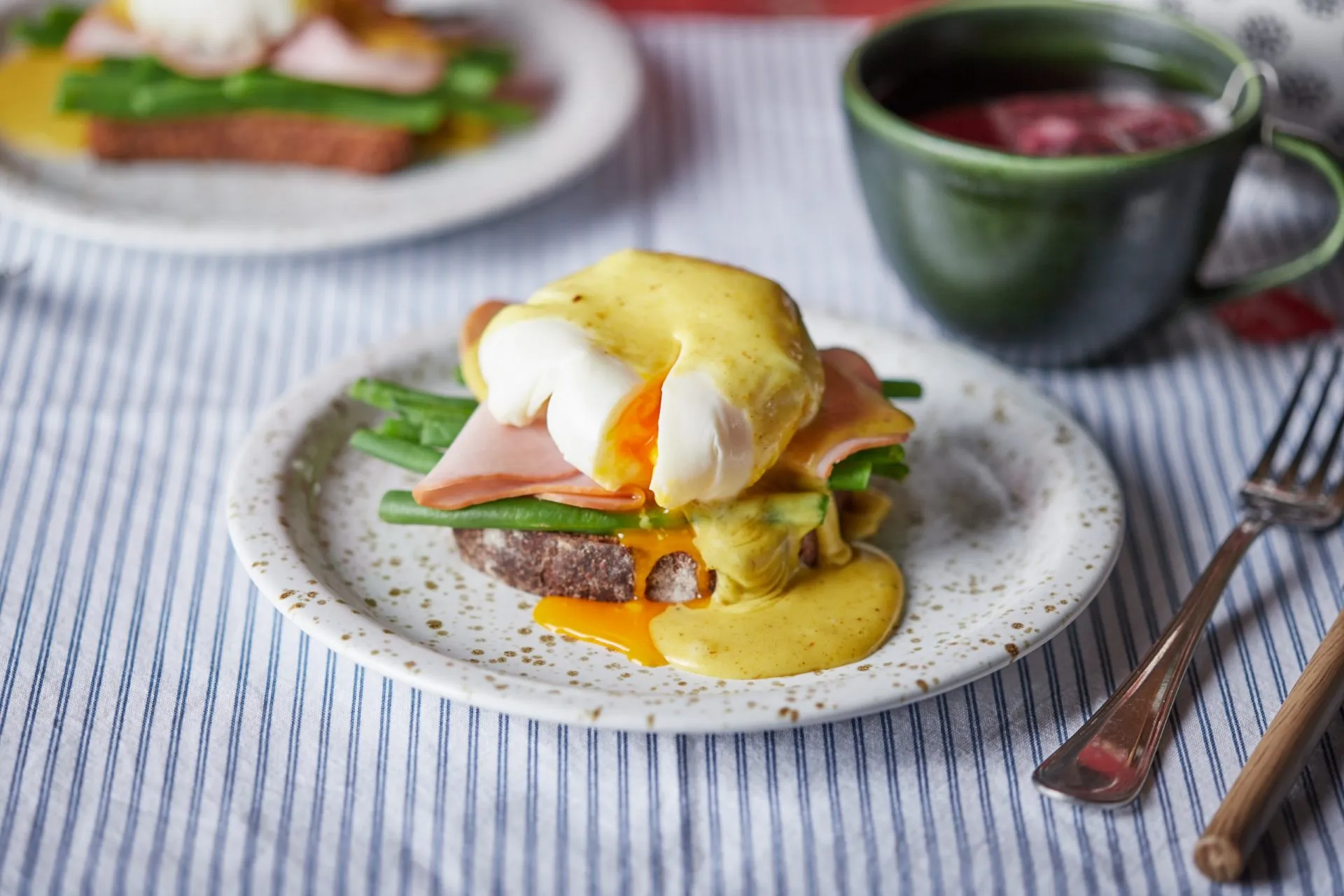 Lilla-féle eggs benedict