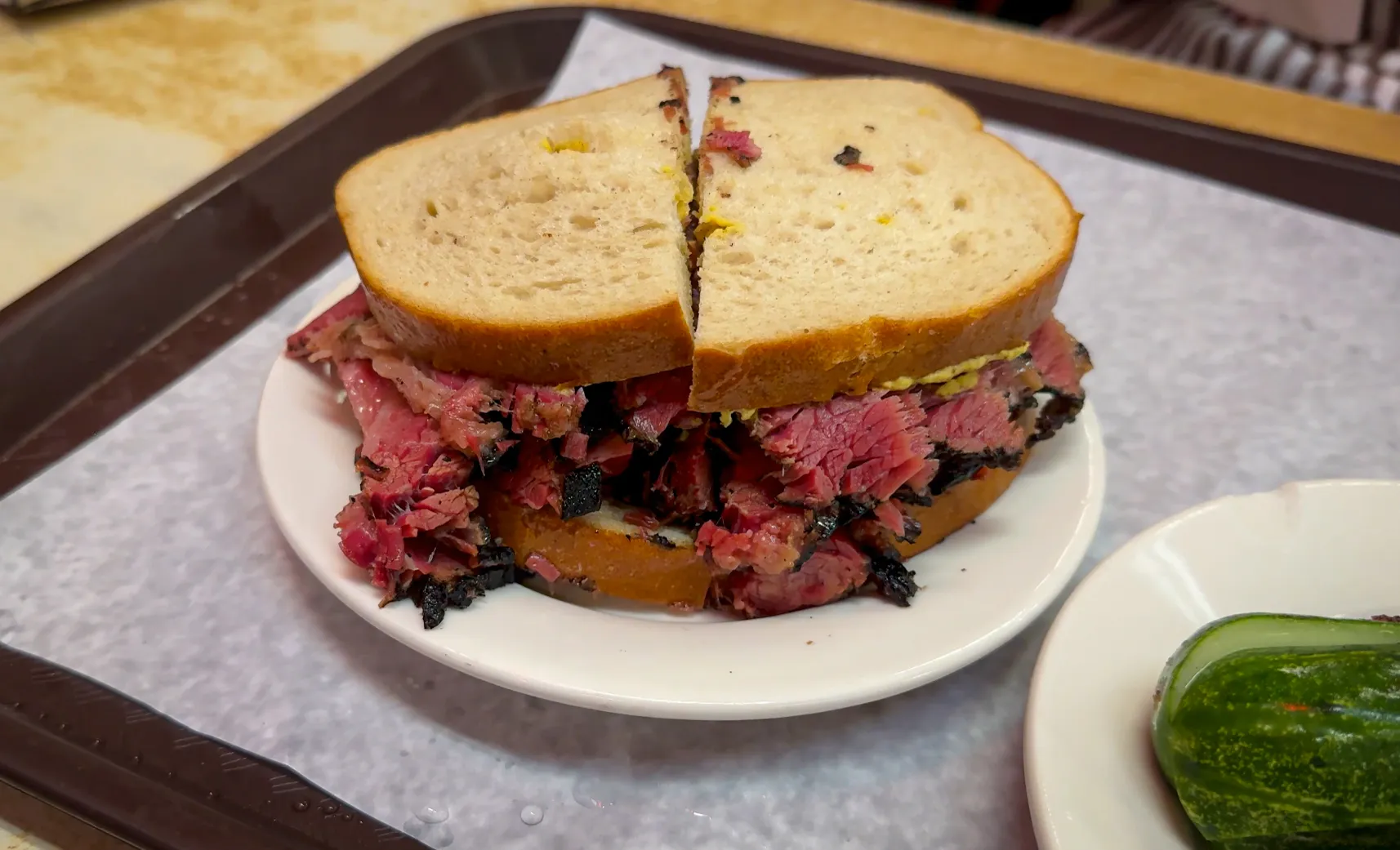 felzabaltuk-new-yorkot-pastrami
