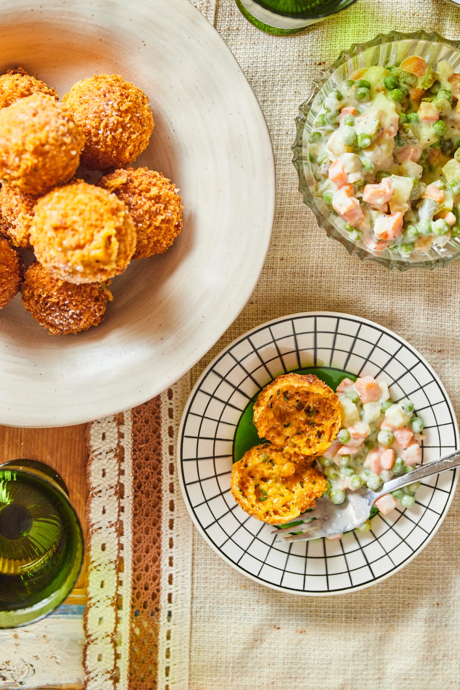 fuszeres-rantott-sajtgolyo