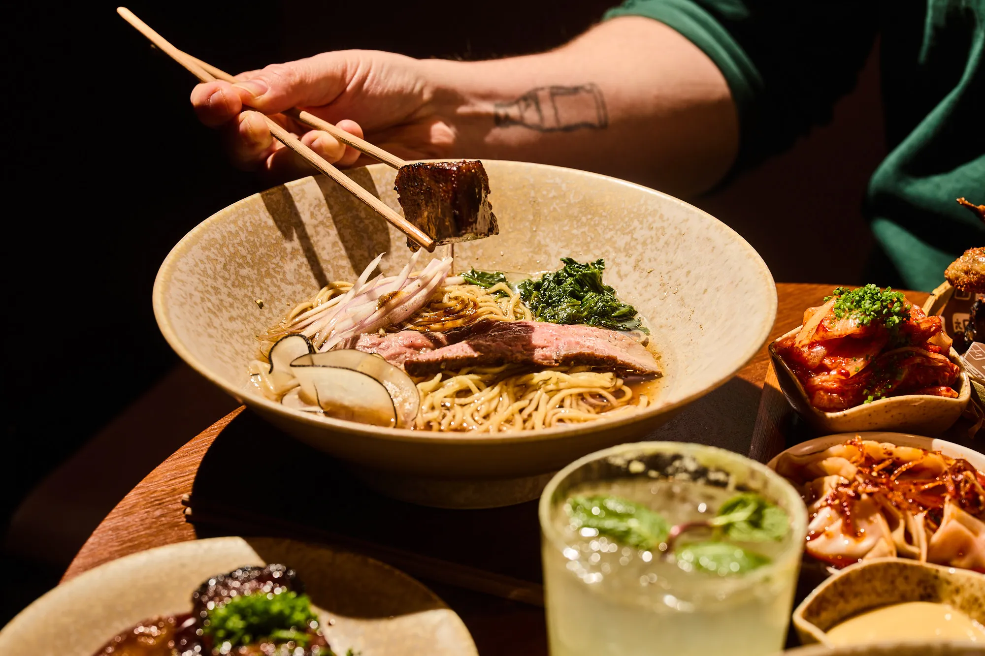 Marhanyelves ramen a Hachi-Ko kínálatából