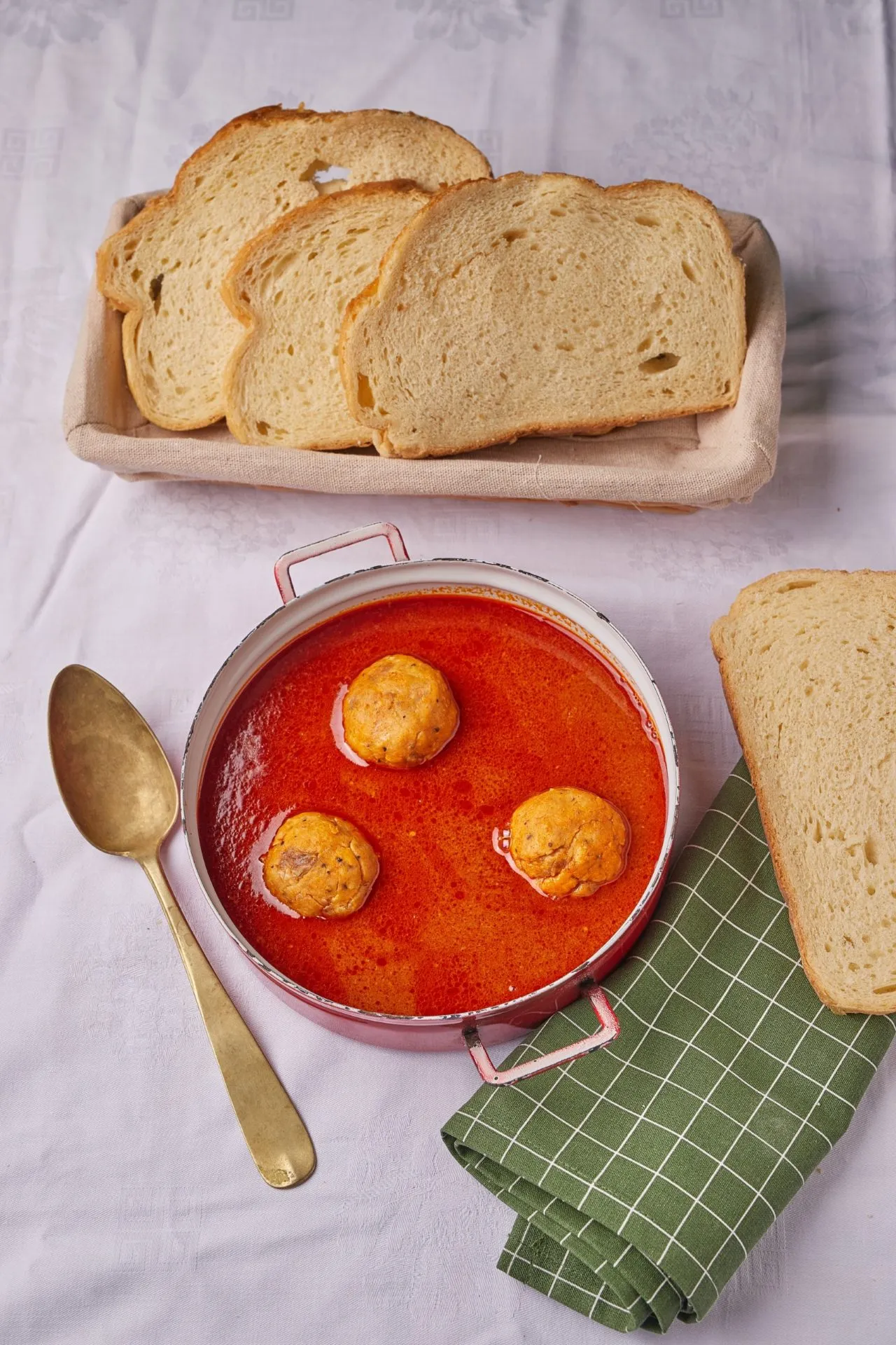 halgombócos halászlé