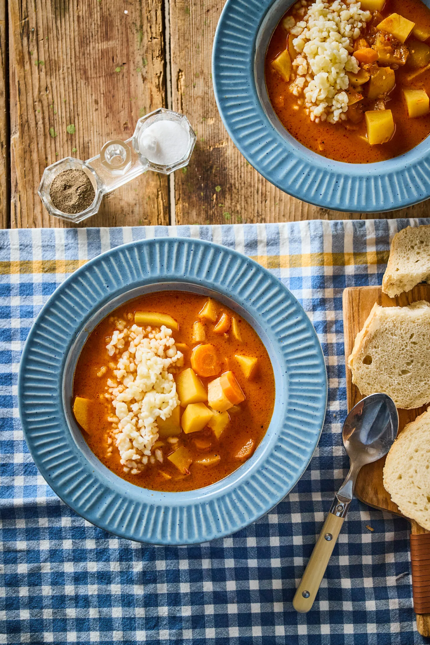 Hamis gulyásleves csipetkével