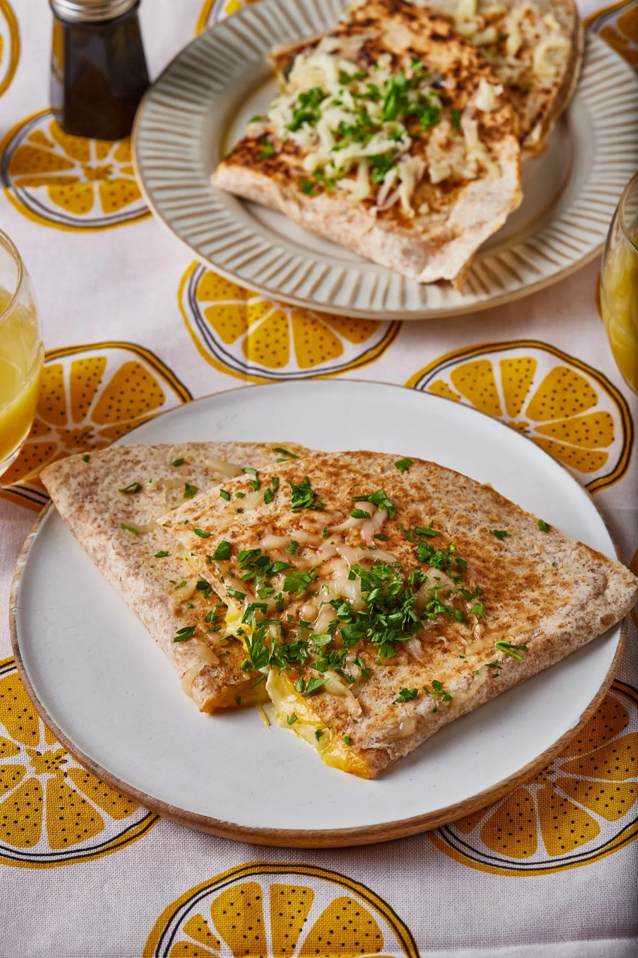 Háromsajtos-tojásos quesadilla