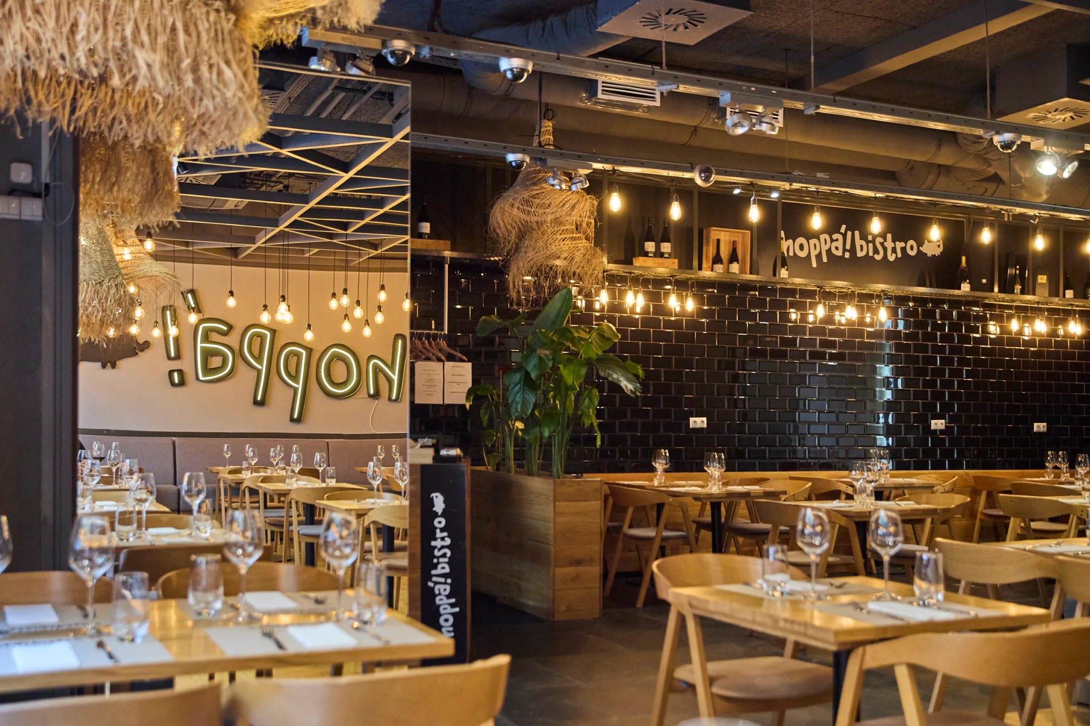 hoppa-bistro-2024