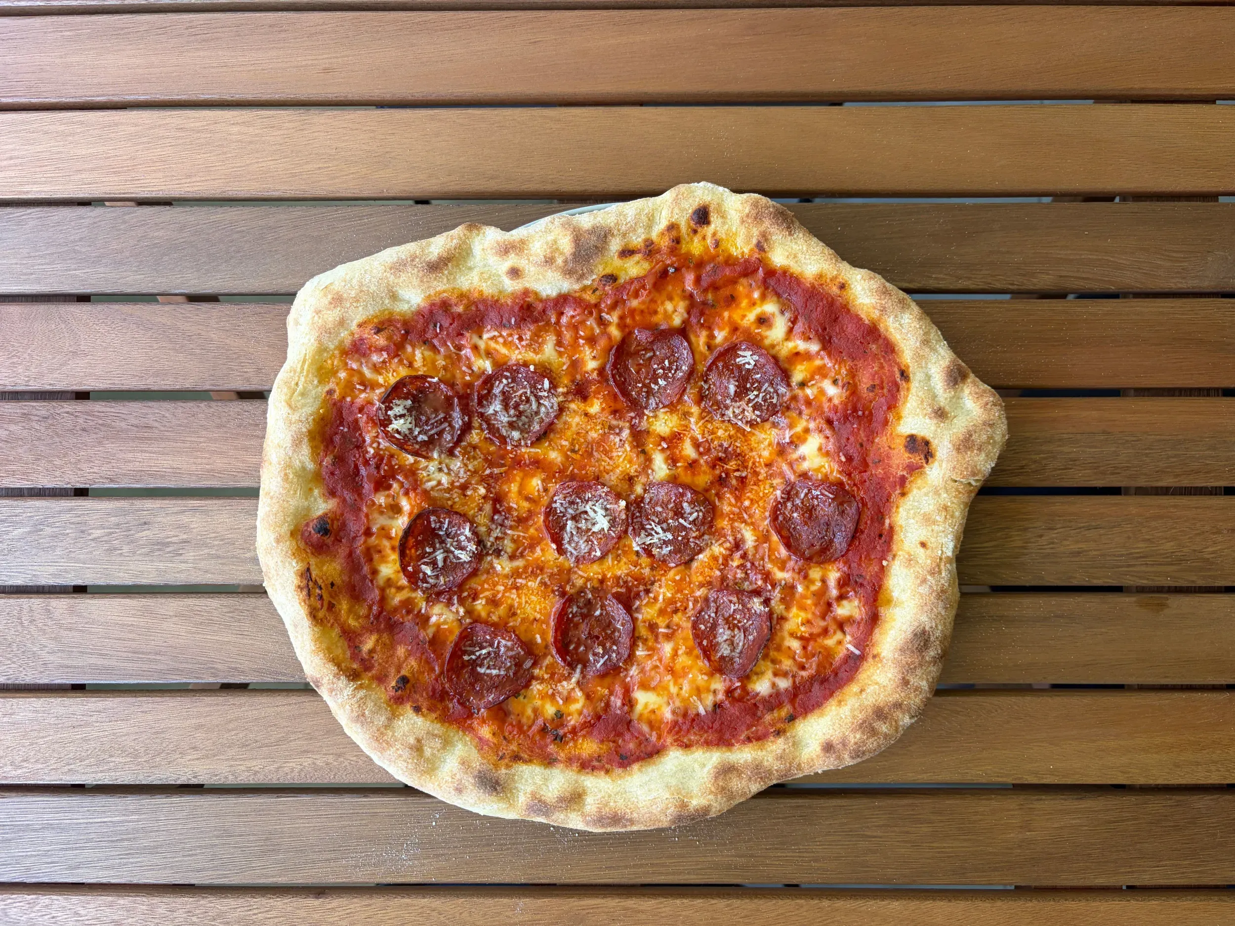 hot honey nápolyi pizza előtésztával