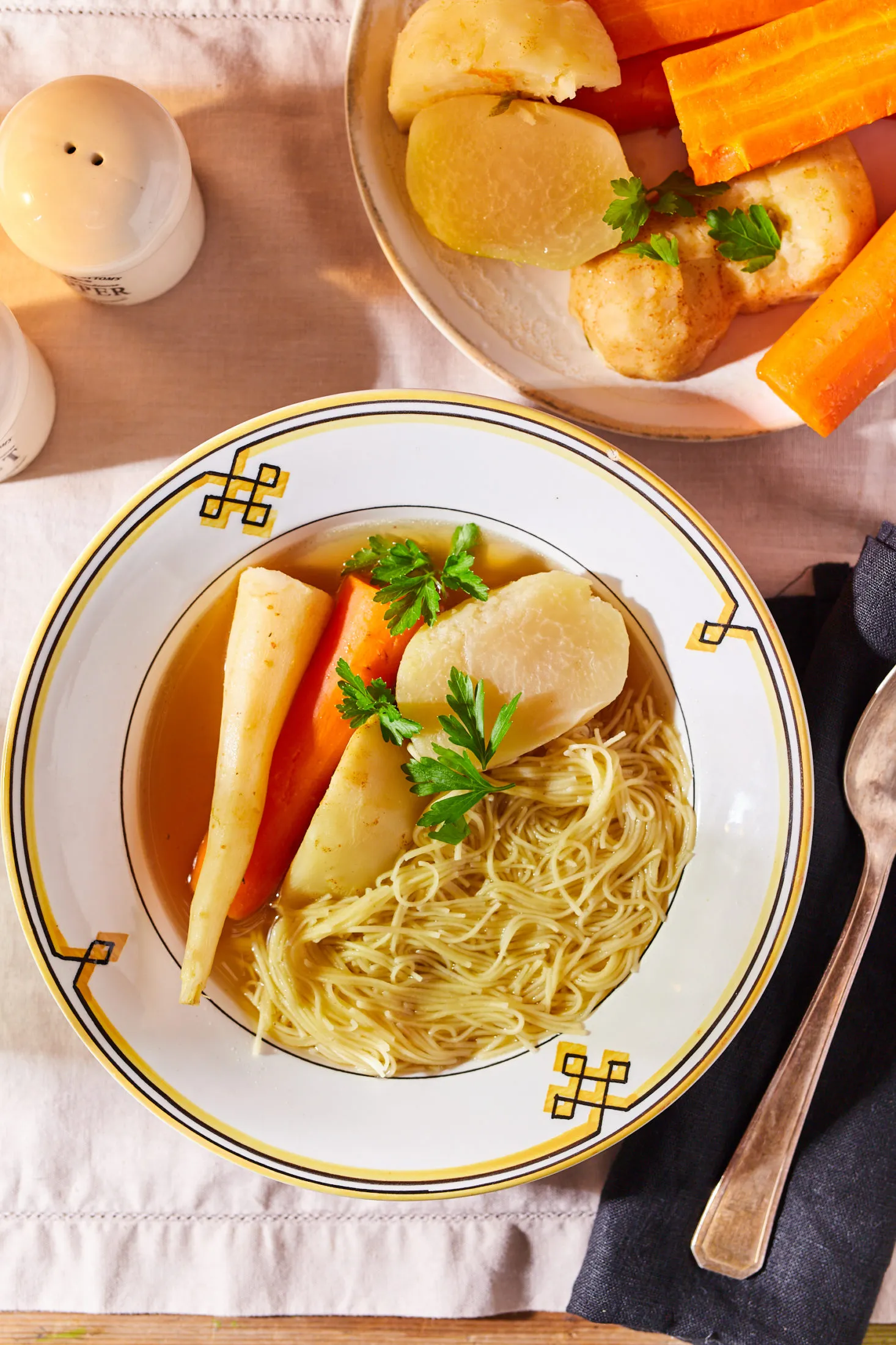 orjahúsleves cérnametélttel