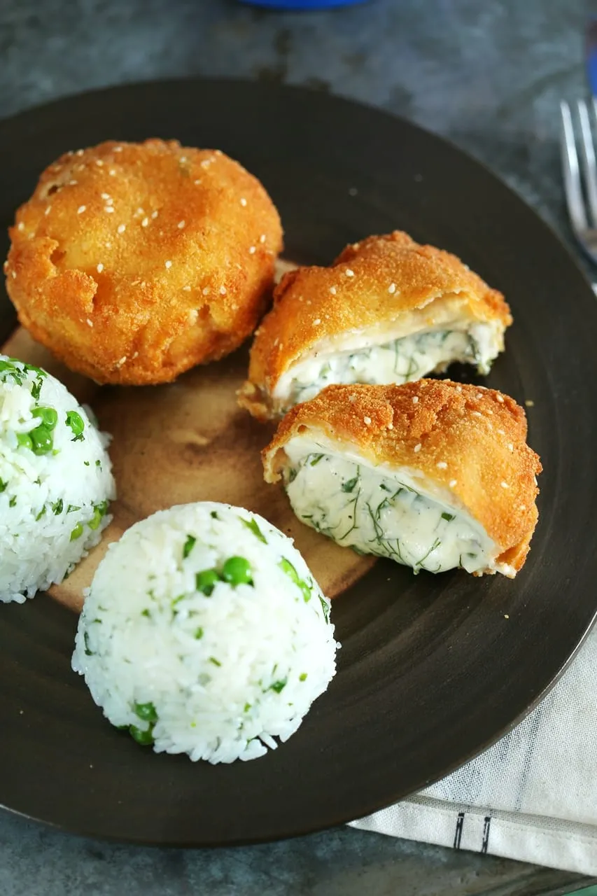 Juhtúróval töltött rántott gomba