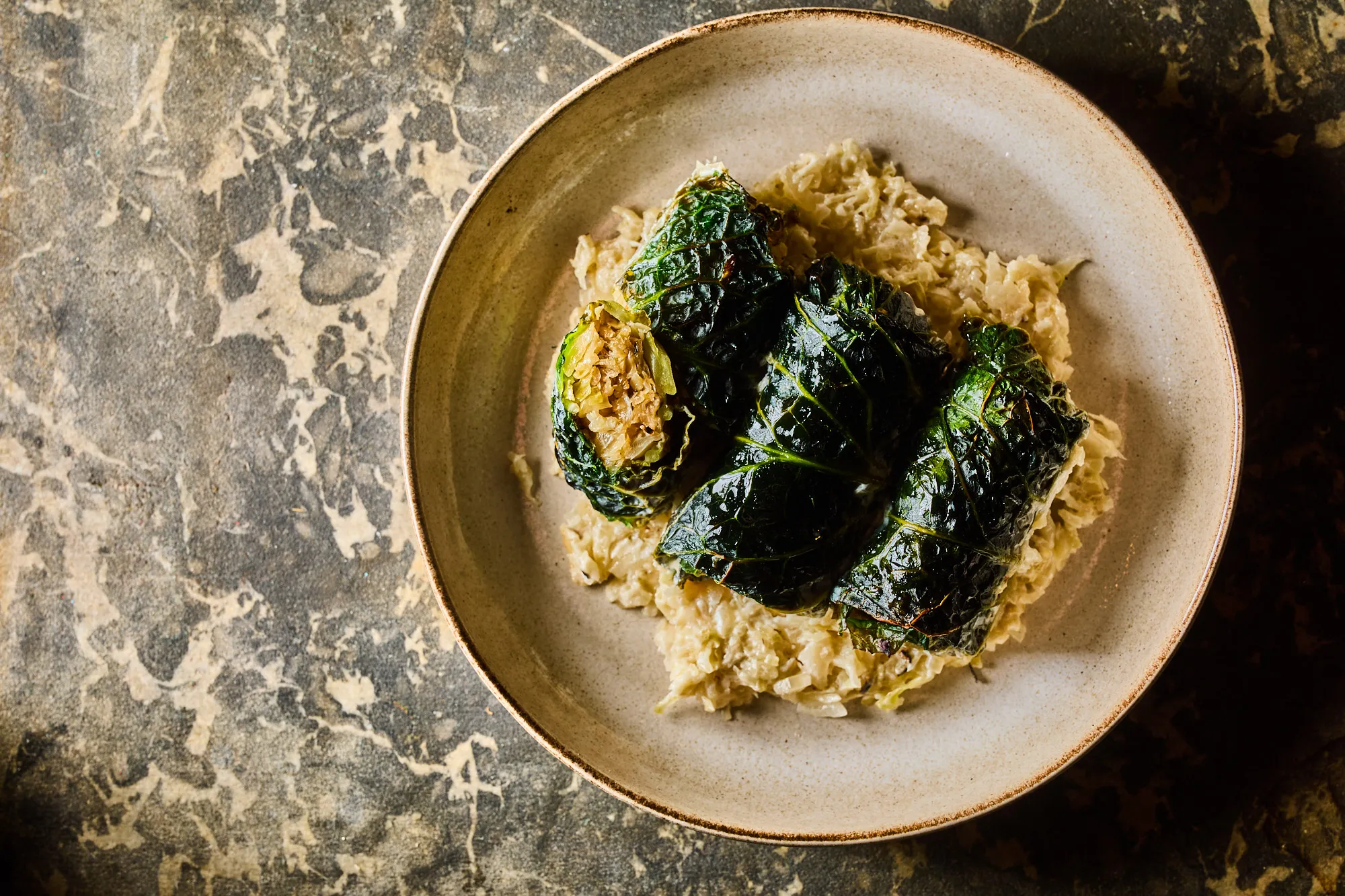 Káposztával töltött káposzta