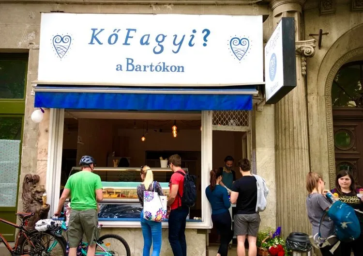 Kő fagyi? a Bartókon,