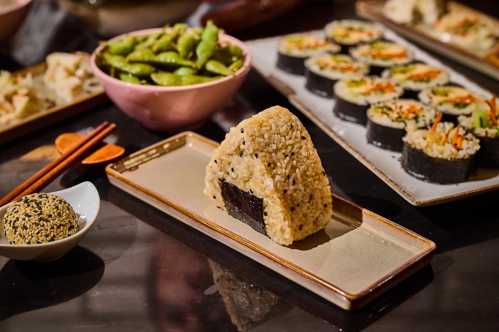 Óriási onigiri a Koryo Bistróban