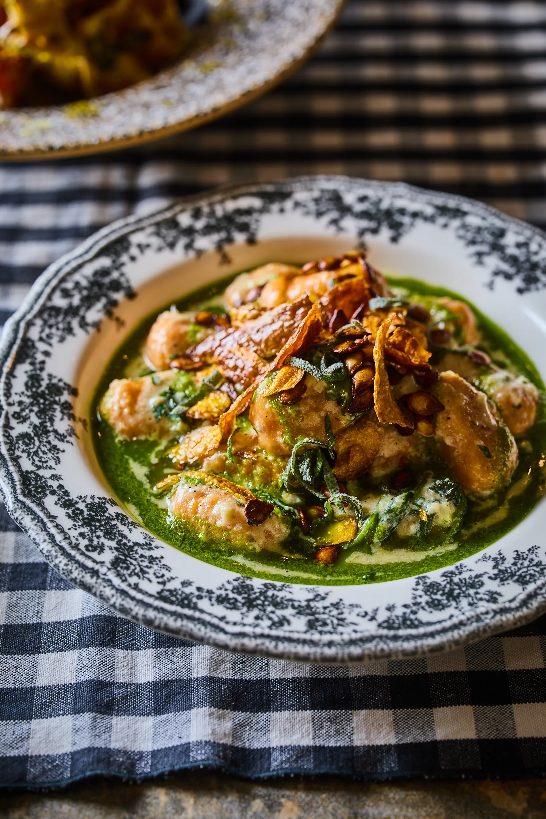 Sütőtökös gnocchi tökhéjchipsszel