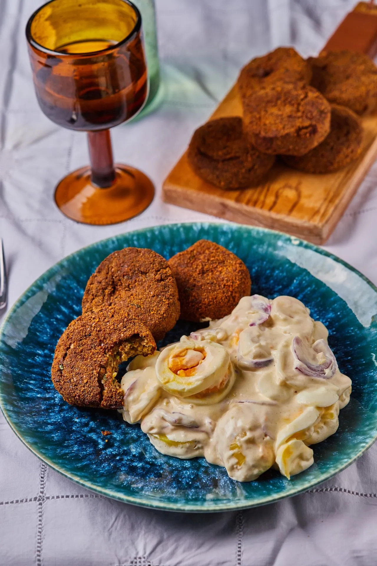 lencsefasírt krumplisalátával