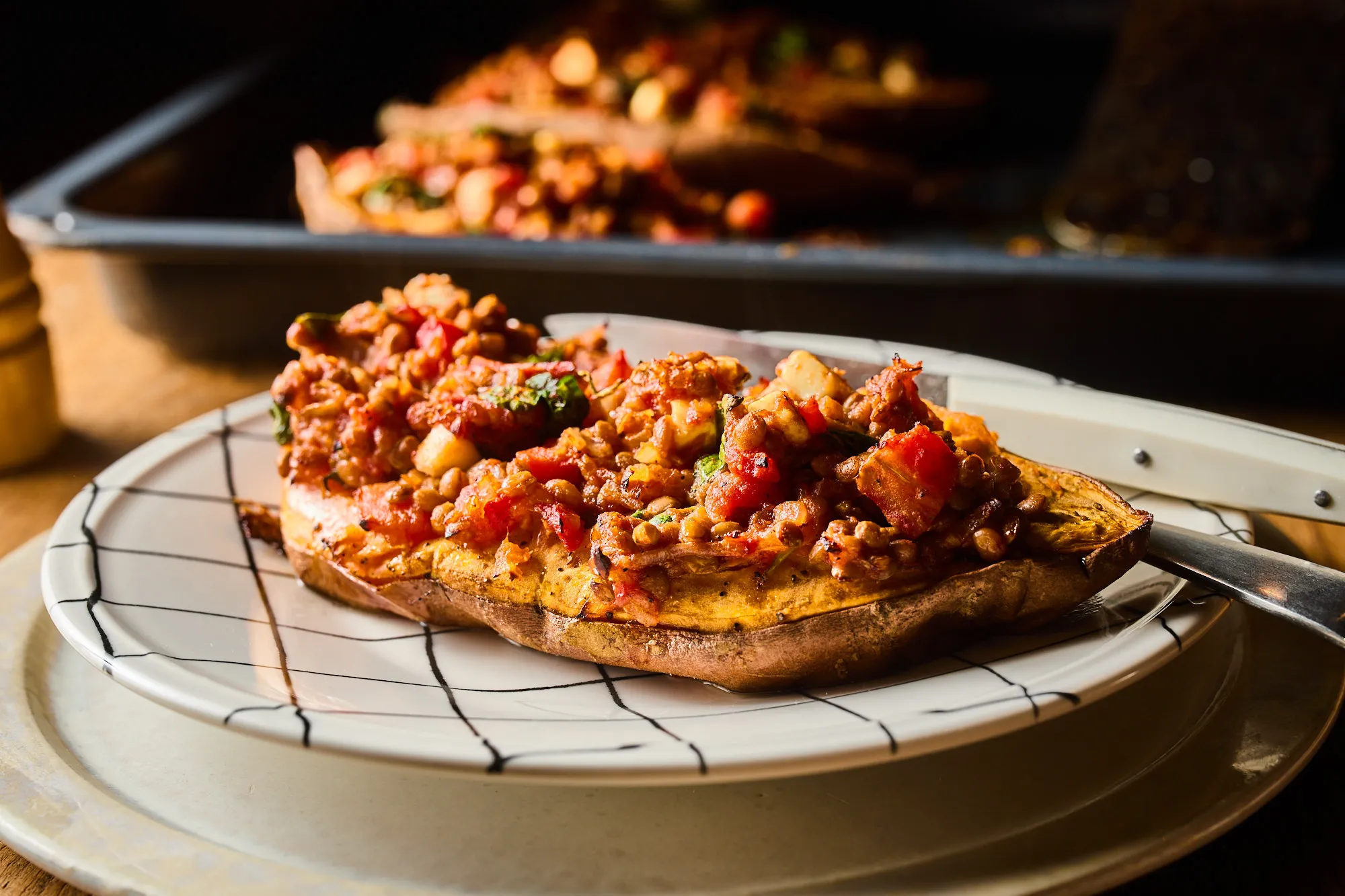 Lencseraguval töltött édesburgonya