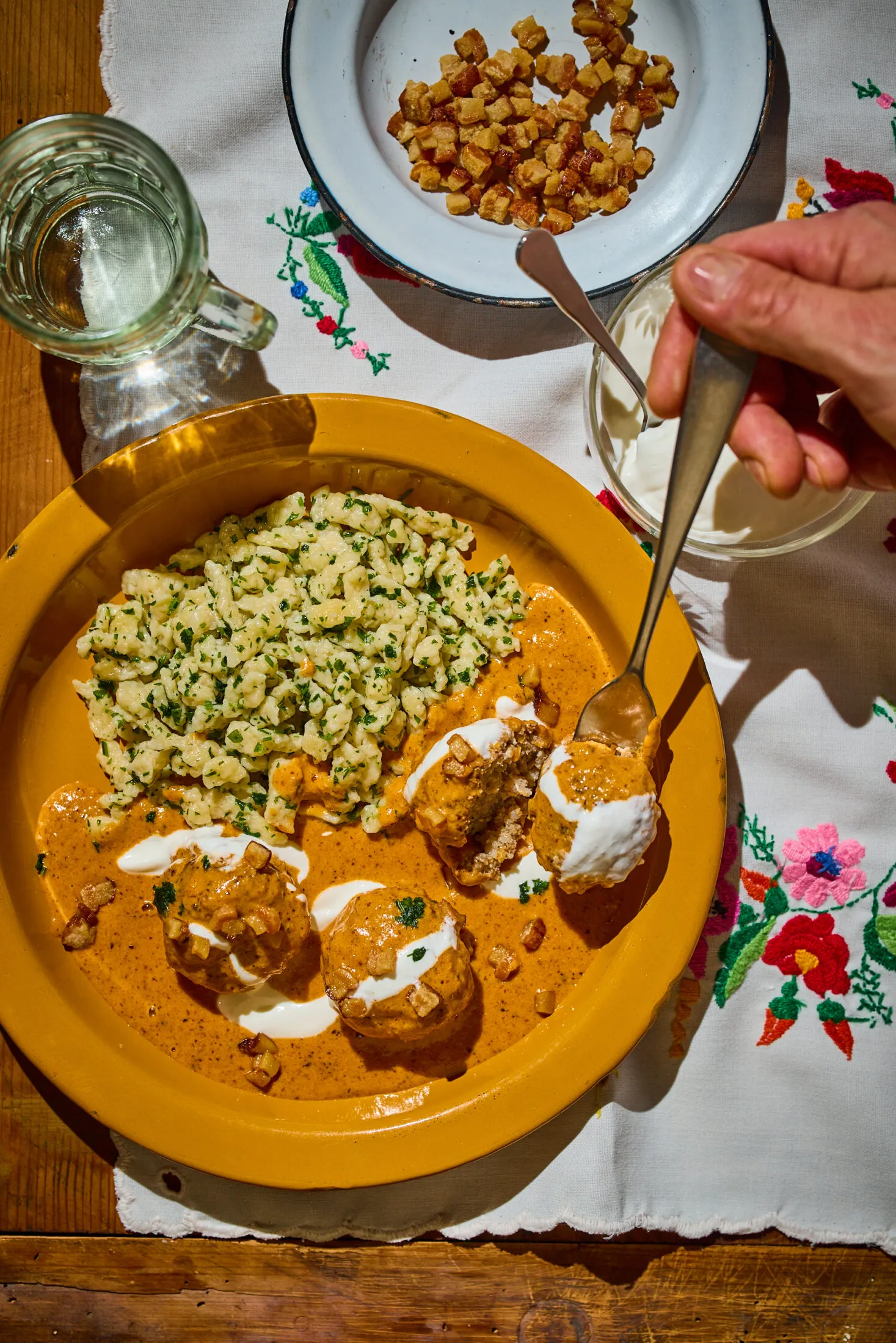 Magyaros húsgombóc