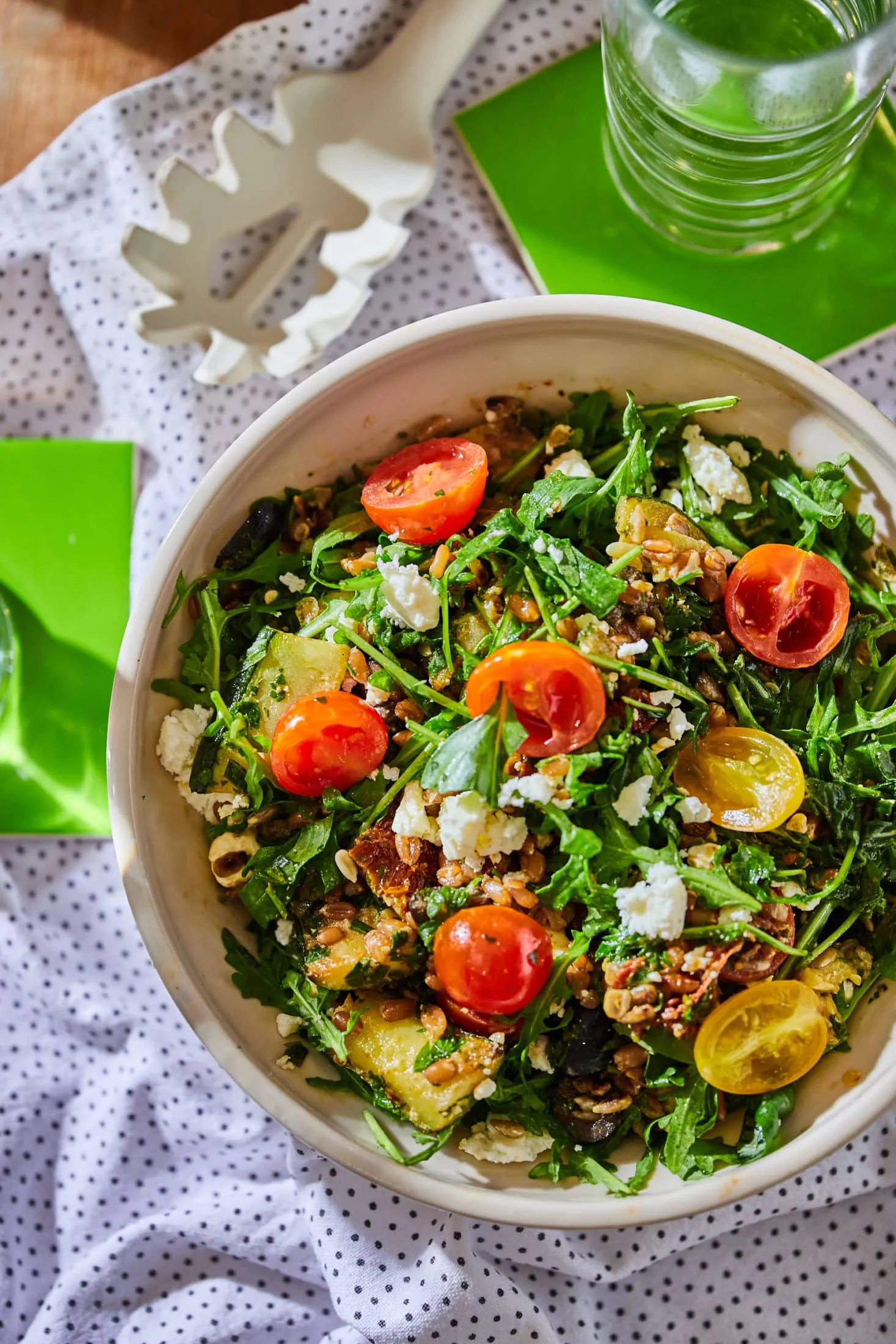 mediterran-tonkolybuza-salata