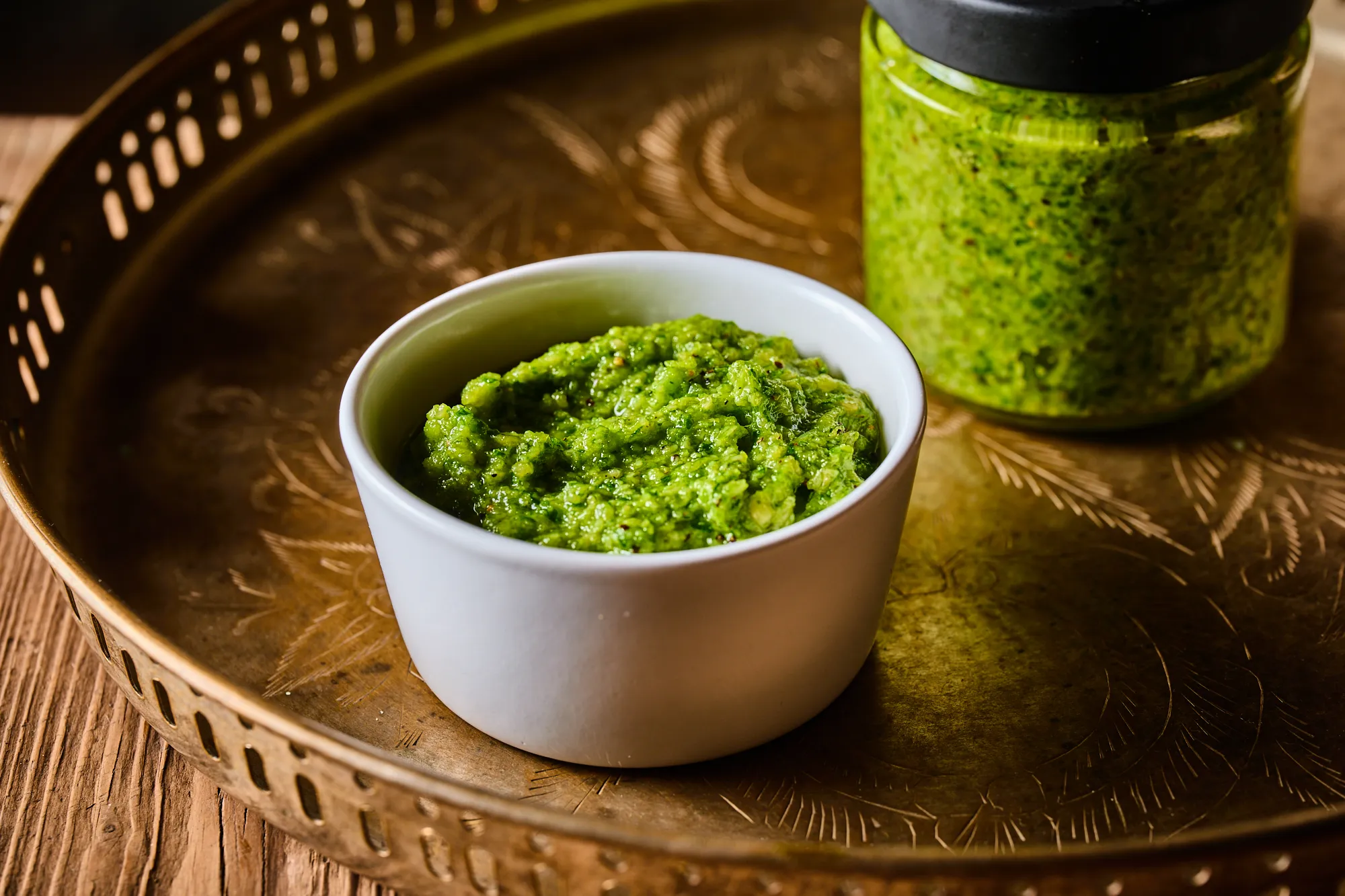 Medvehagyma pesto télire
