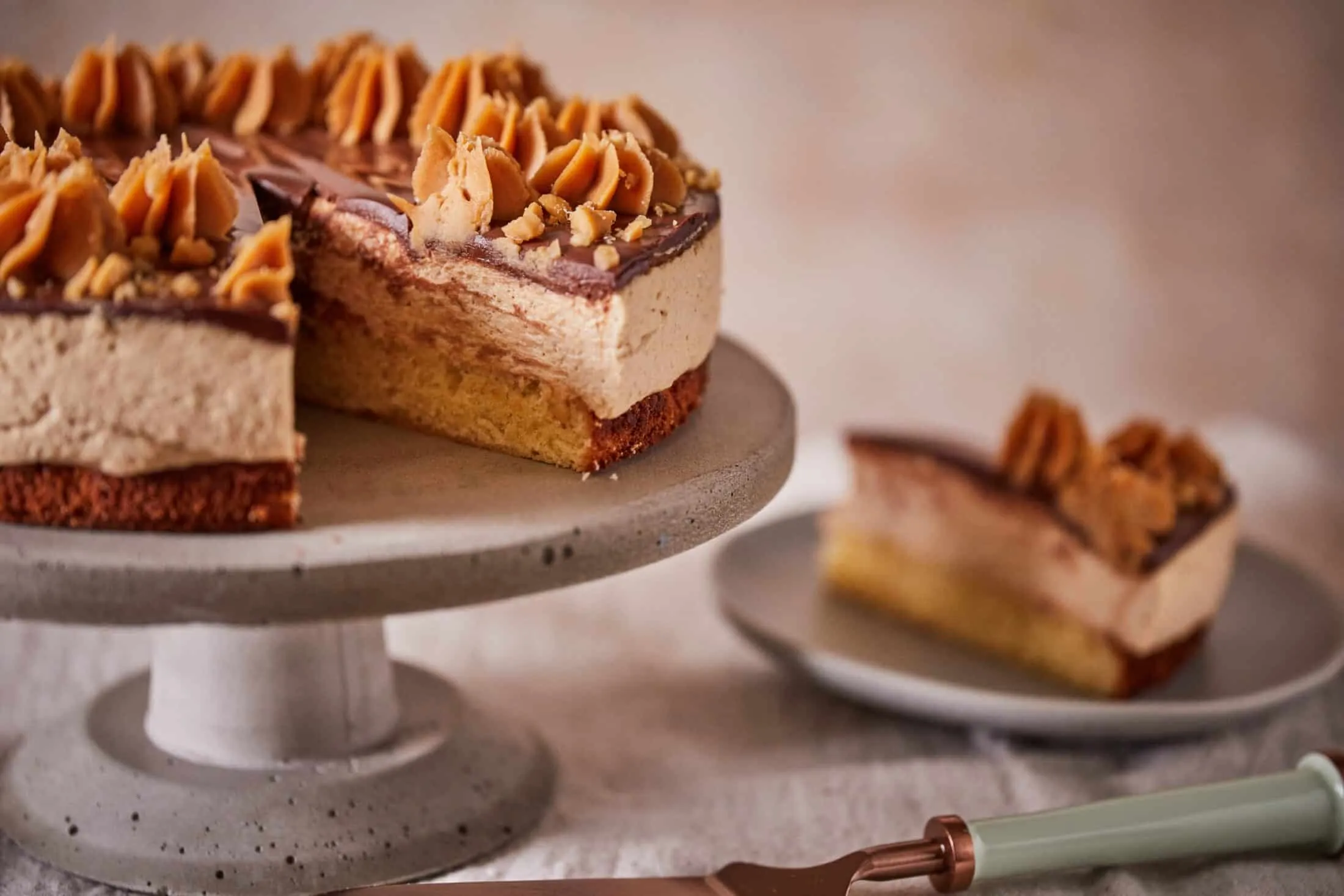 mogyorovajas-joghurtmousse-torta
