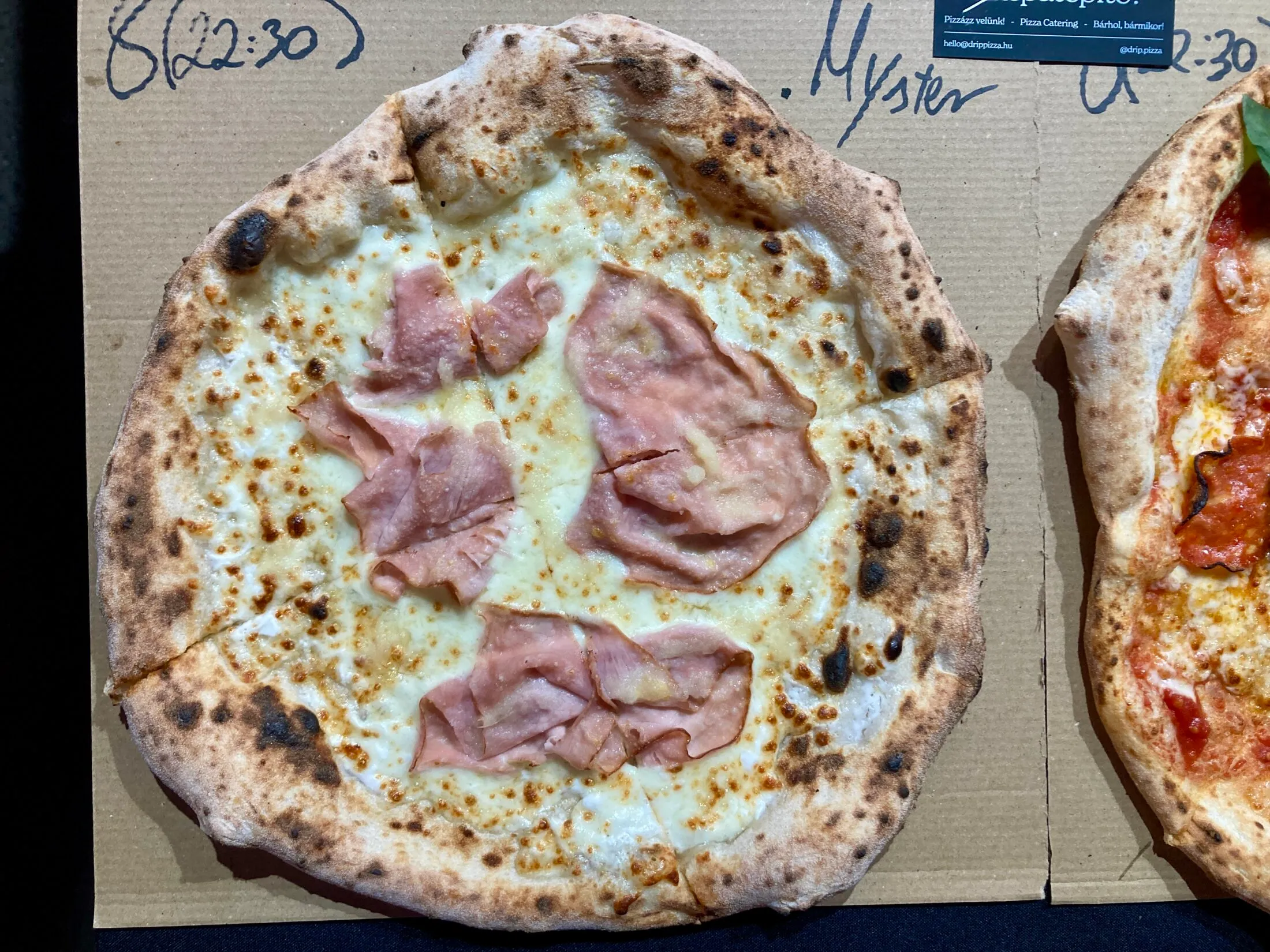 napolyi-pizzeriak-ejszakaja-2024