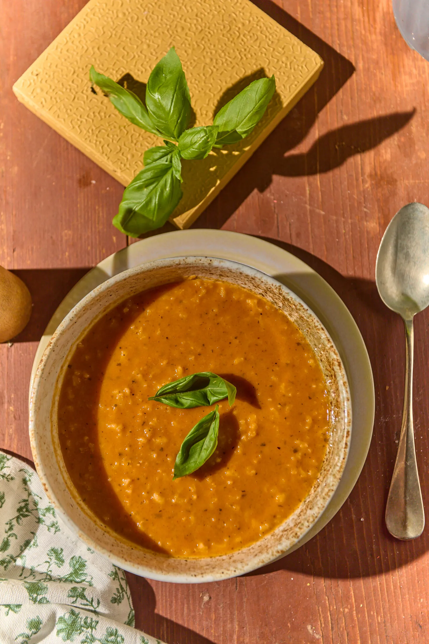 paradicsomleves-rizzsel-2-scaled