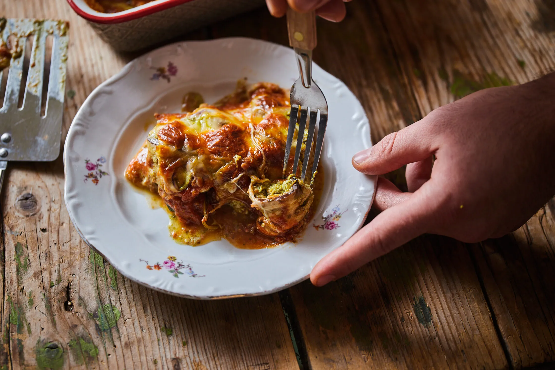 pesztoval-toltott-padlizsan-canneloni