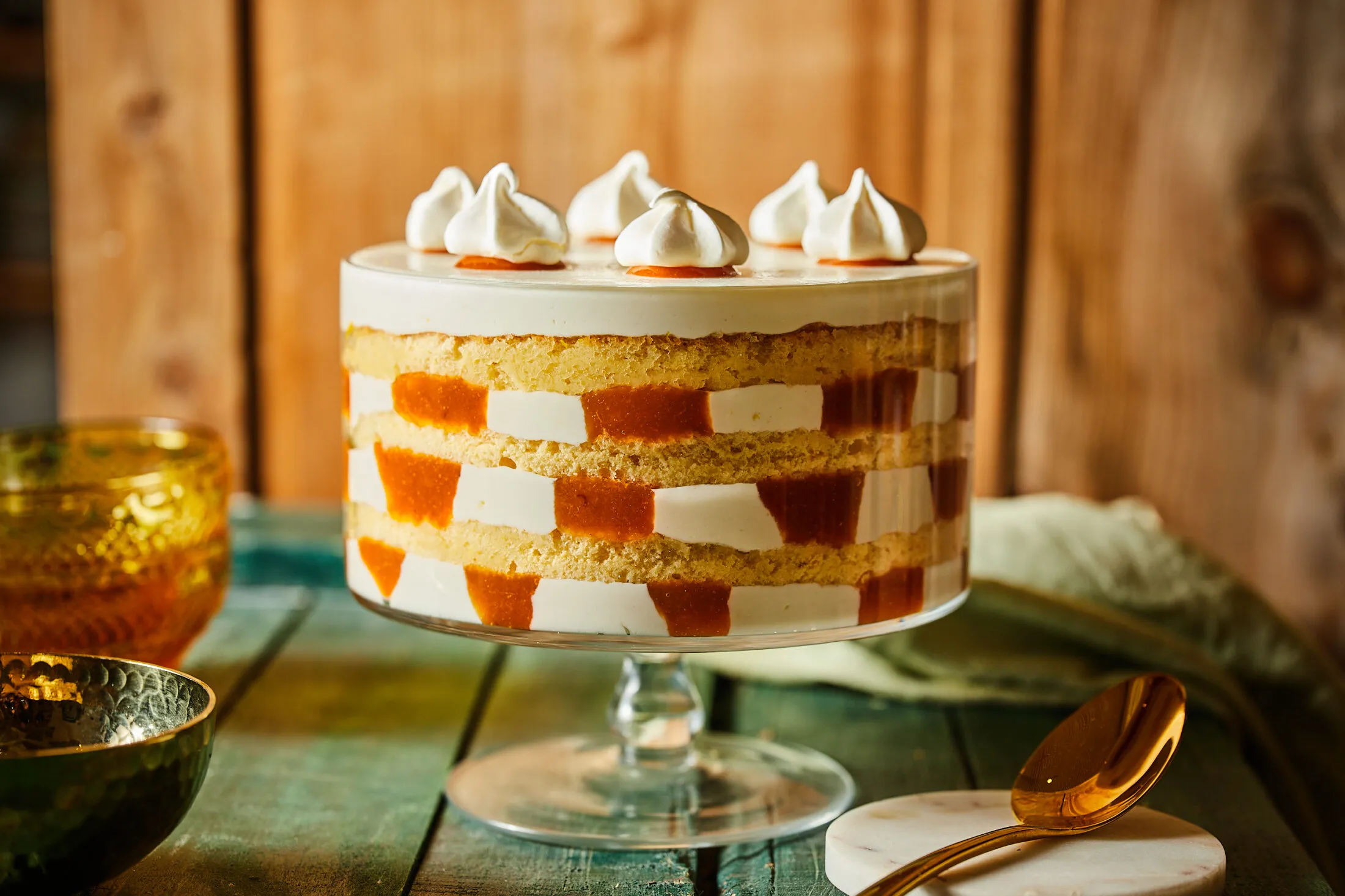 rakoczi-turos-trifle-habcsokkal