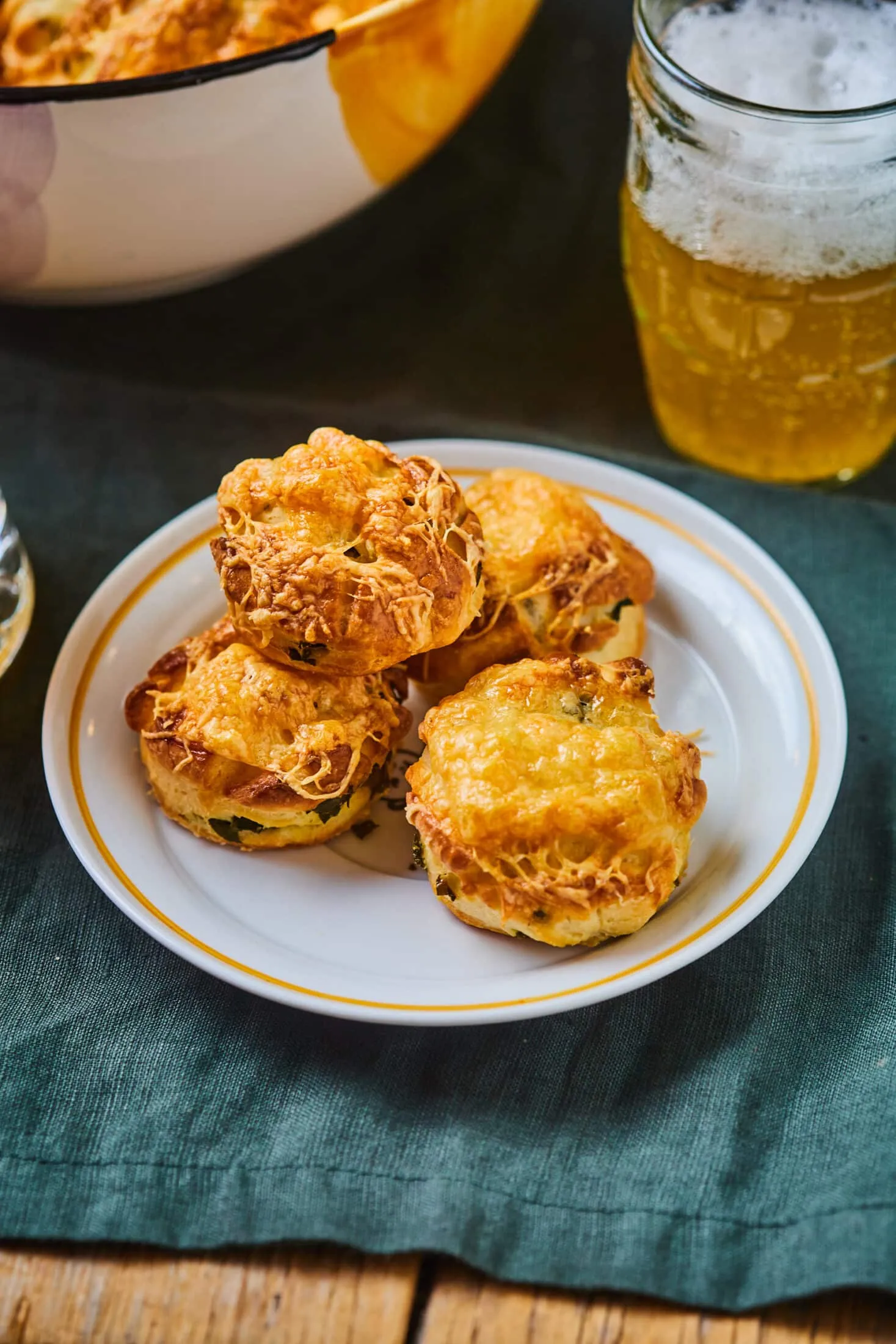 sajtos-medvehagymas-pogacsa-4