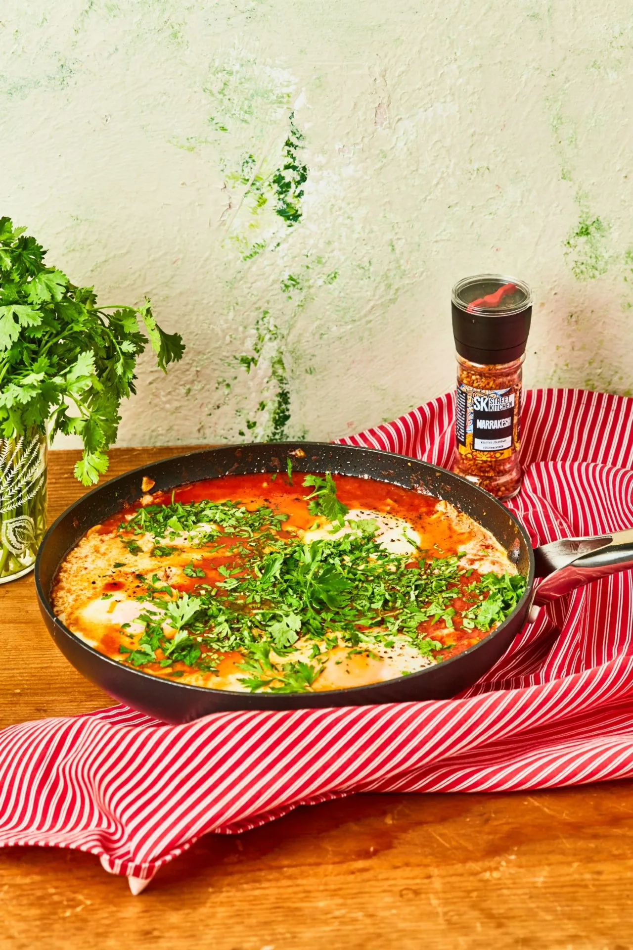 Csicseriborsós shakshuka
