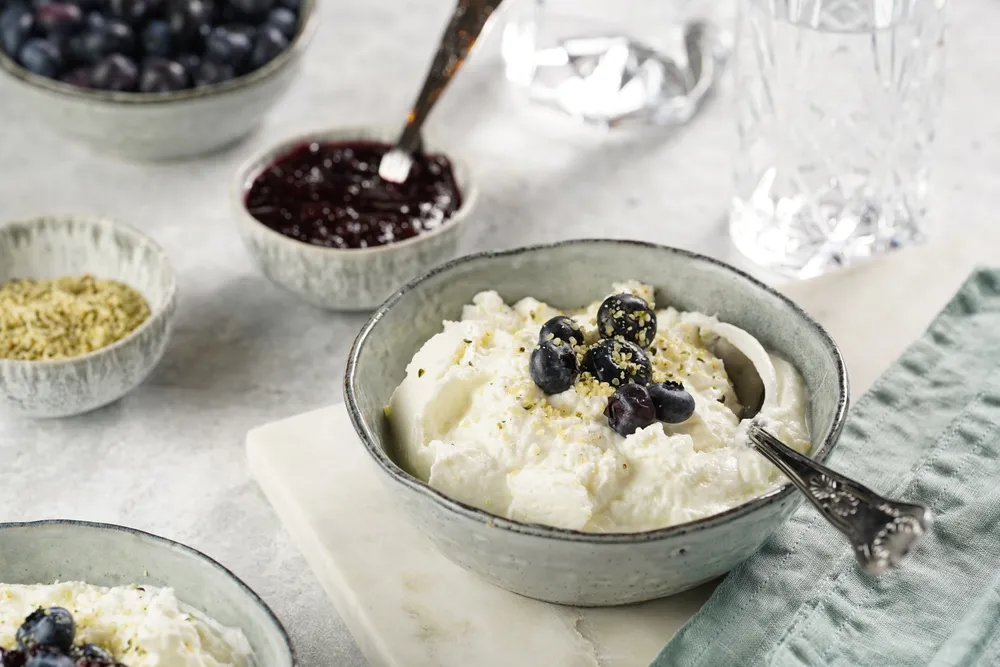 skyr-gyumolcsokkel