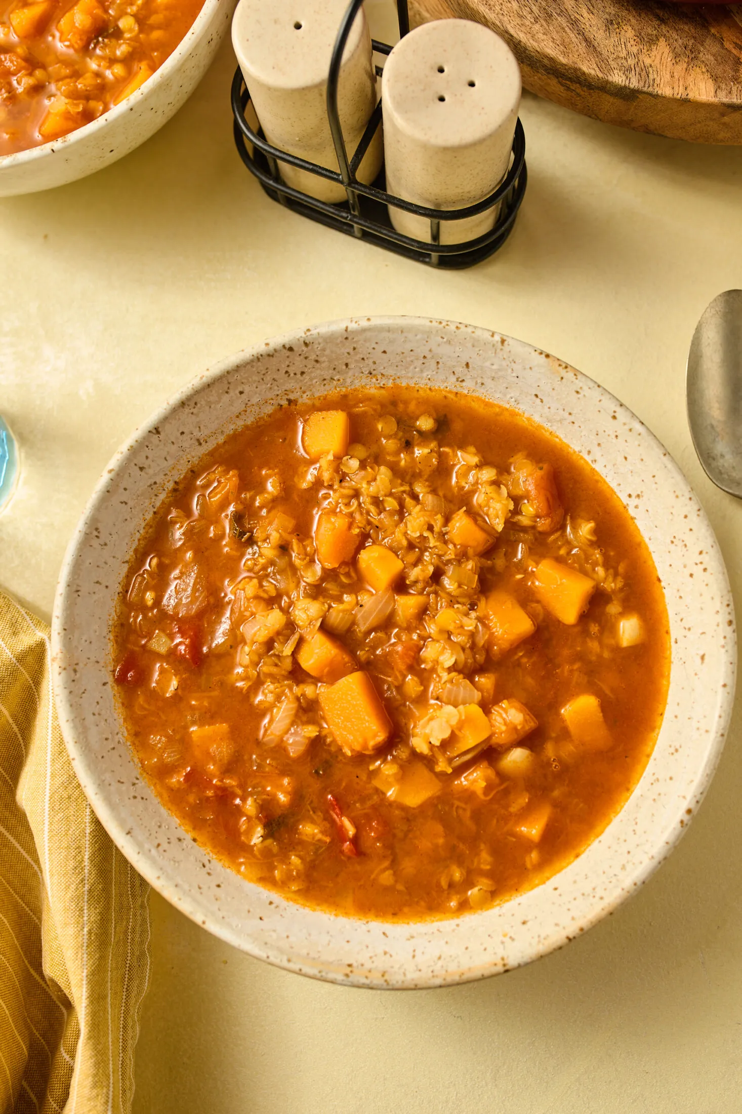 Sütőtökös vöröslencse-leves