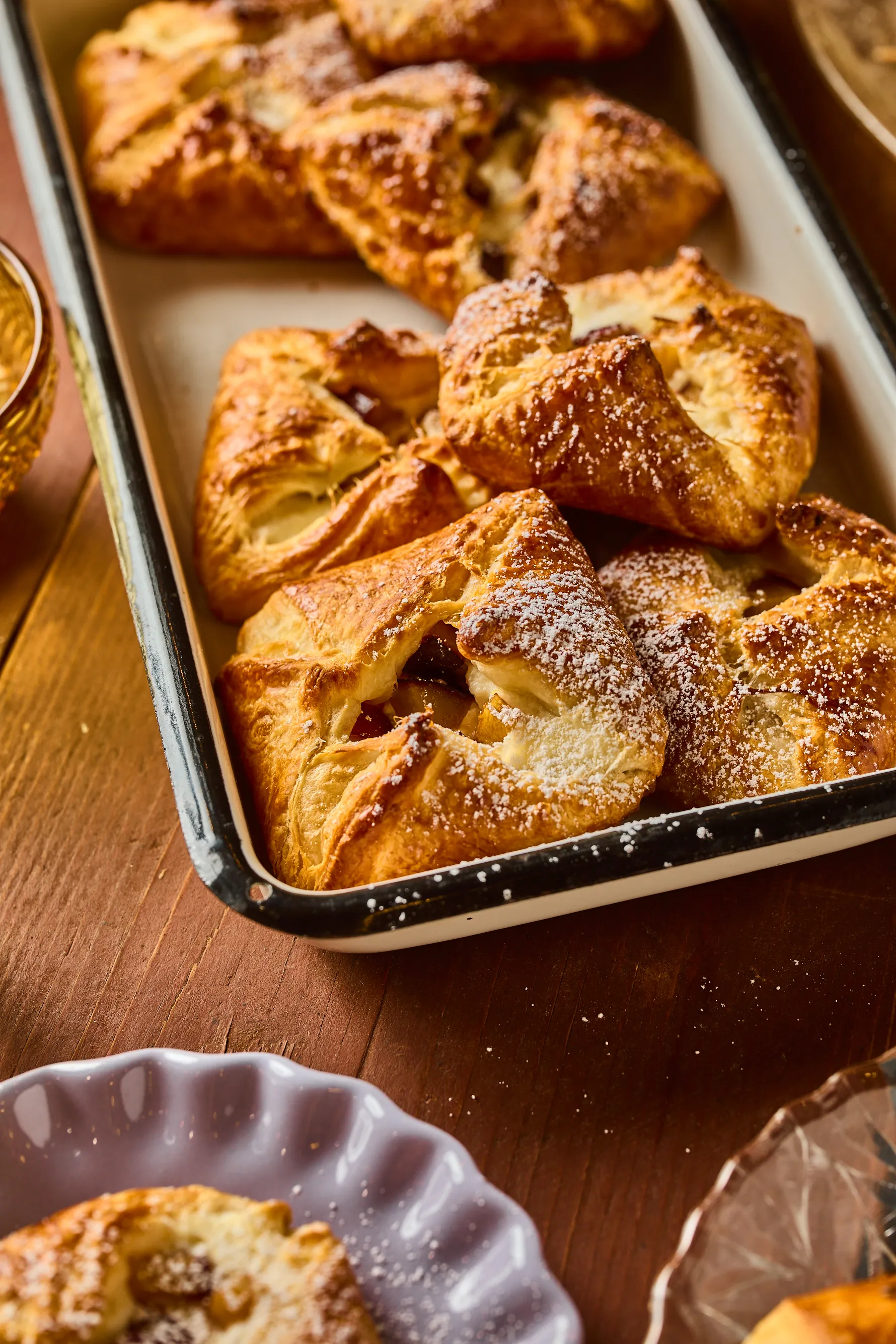 Szilvás-túrós batyuk tepsiben