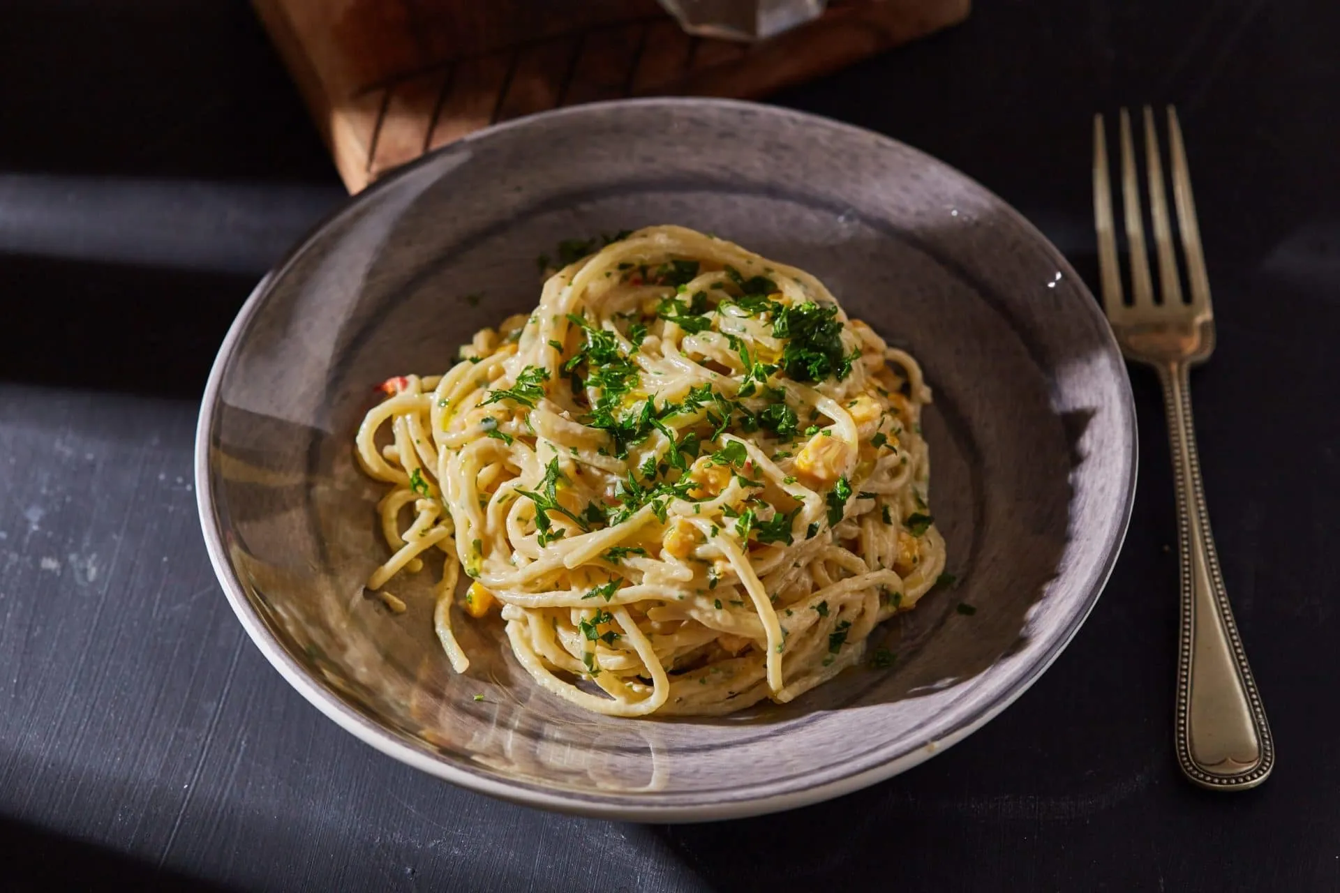 tejszínes-chilis-kukoricás spagetti