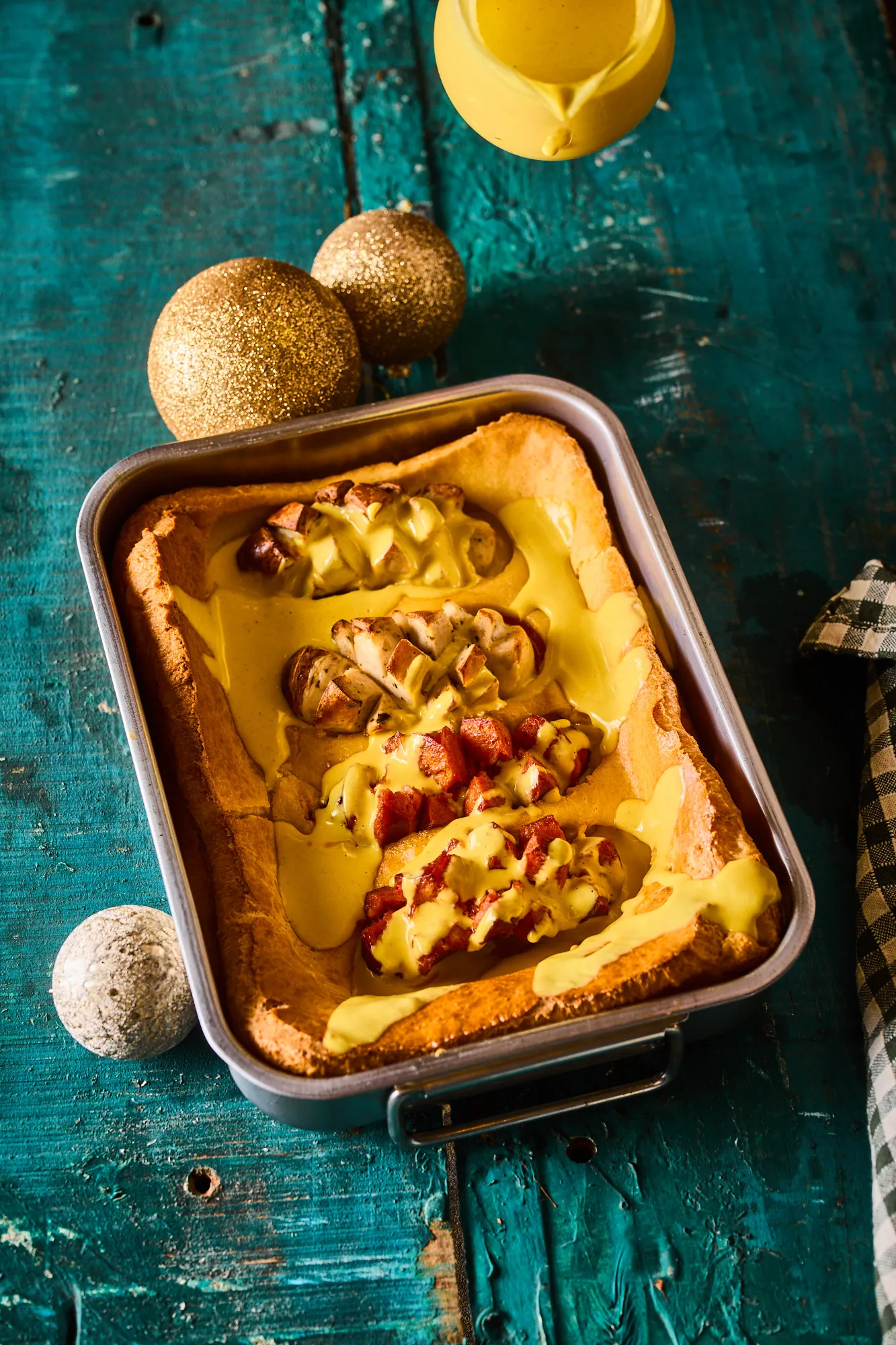 Toad in the hole currys sajtmártással