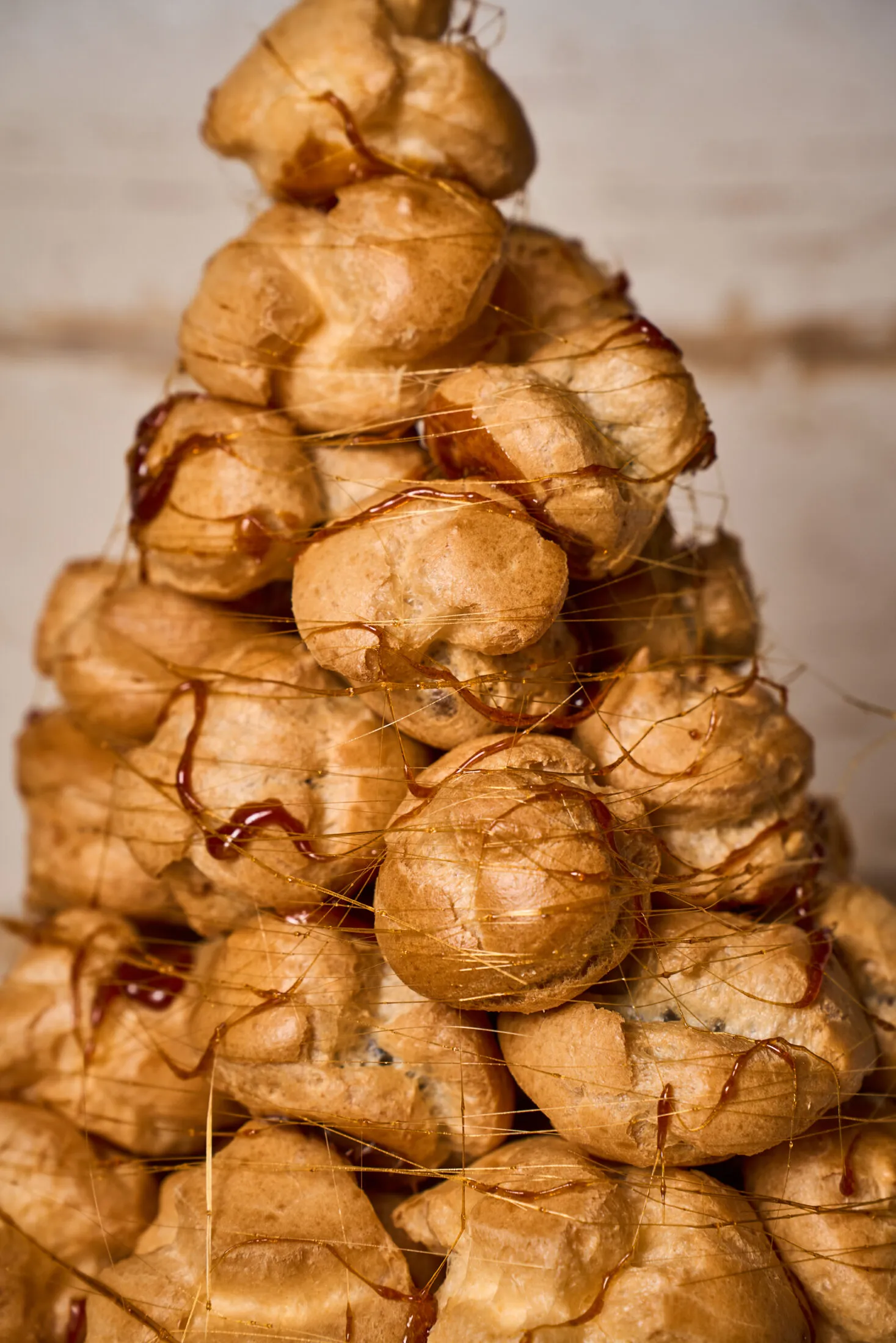 Ünnepi croquembouche NUTELLA®-val