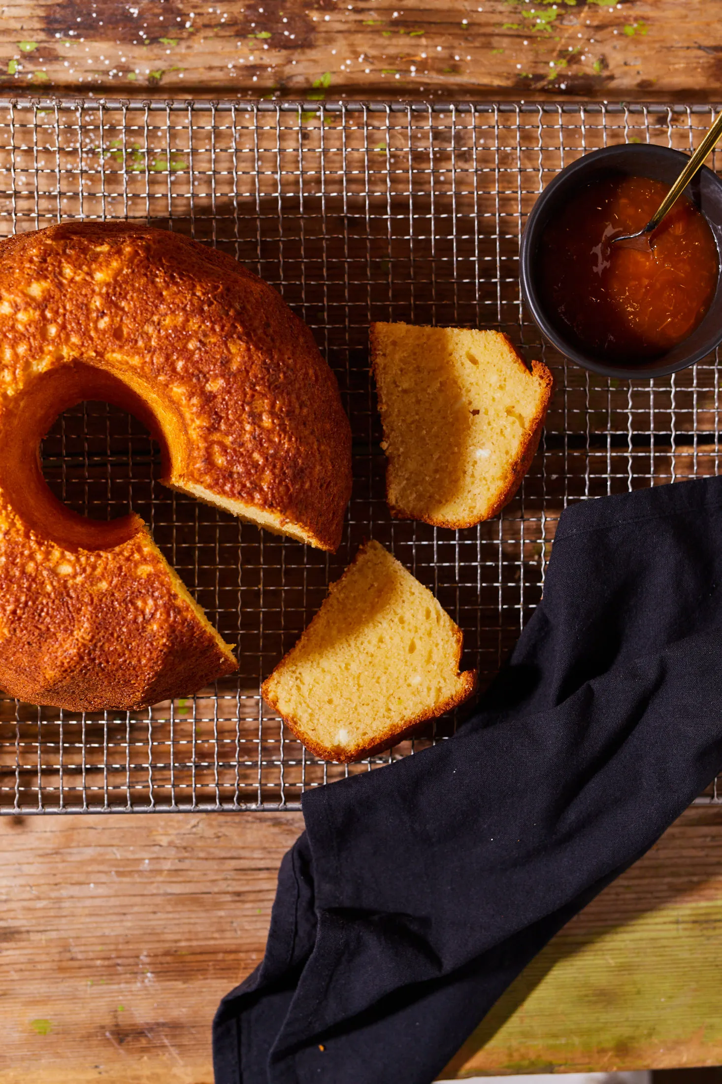 vanilias-turos-kuglof