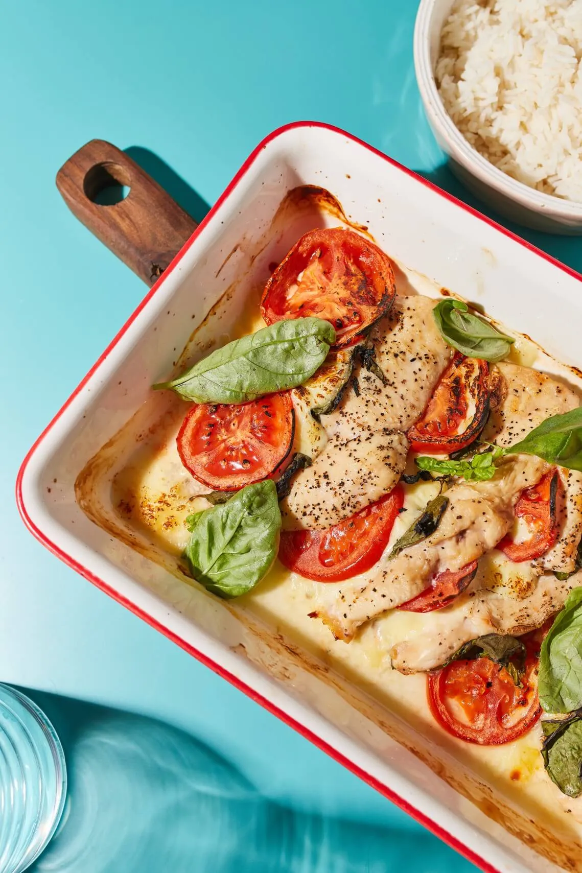 Sültcsirke-caprese basmati rizzsel